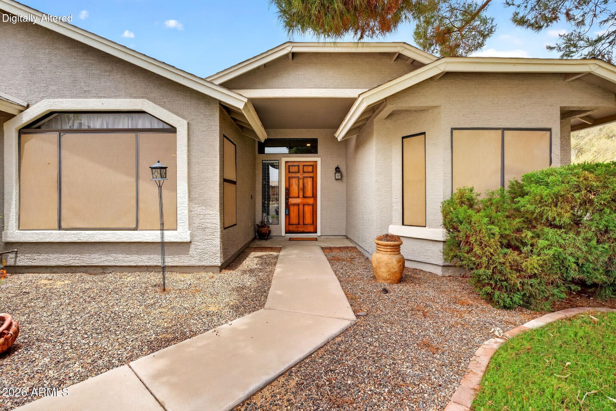 1211 N LEOMA Court