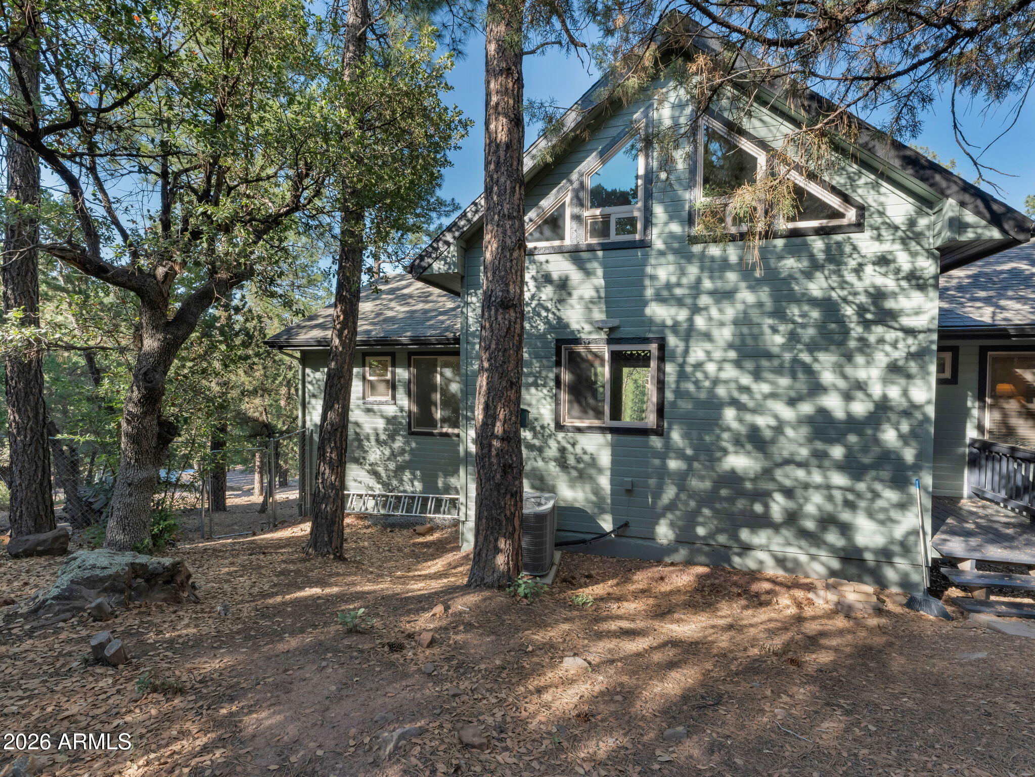 STRAWBERRY MOUNTAIN SHADOWS 2 - Residential