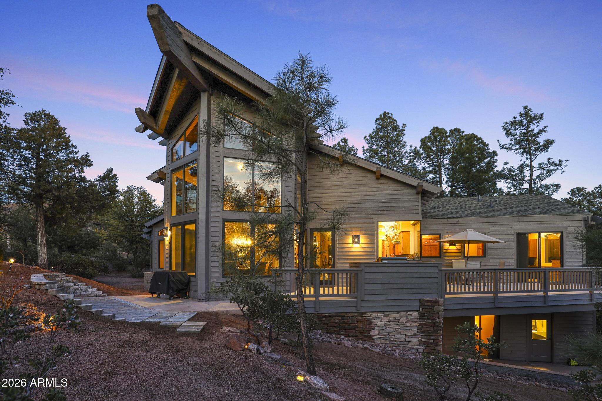 2505 E SCARLET BUGLER Circle