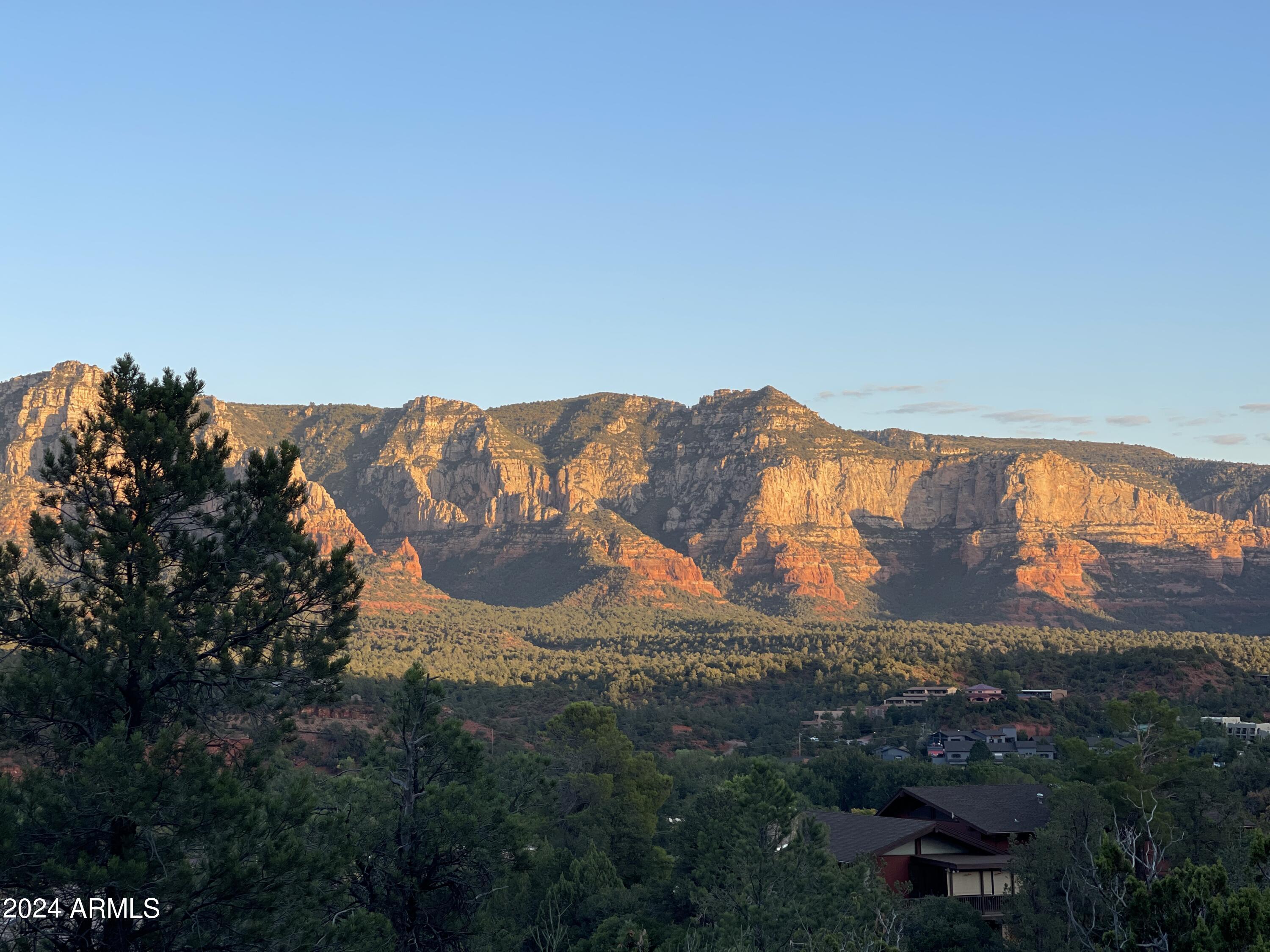 SKY RIDGE ESTATES - Land
