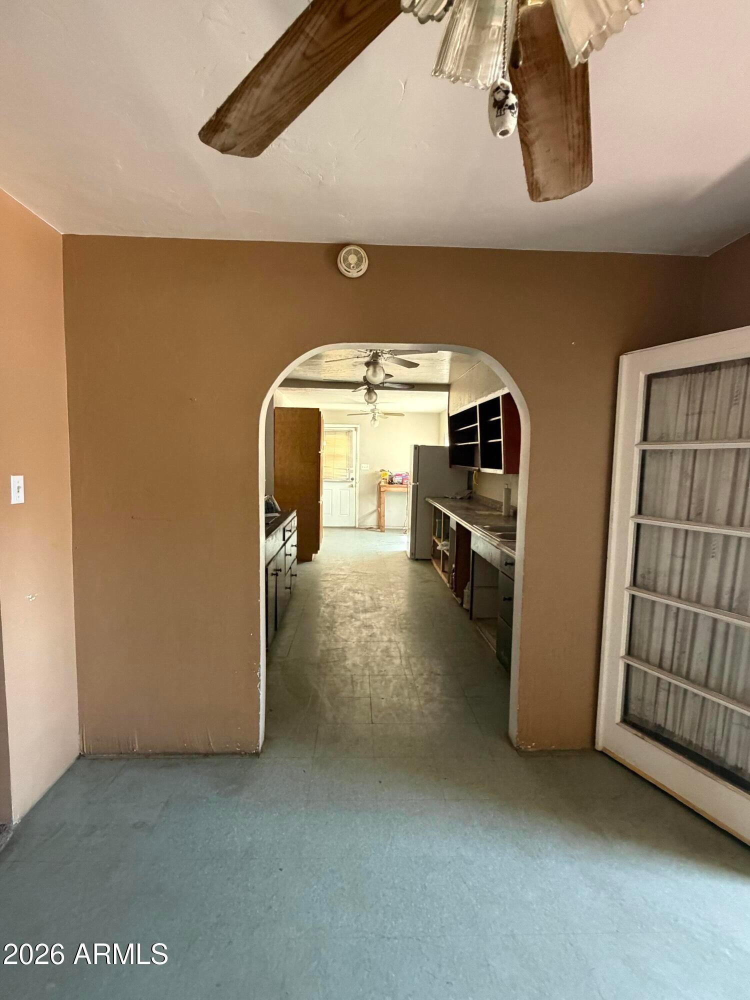 109 N LOS ROBLES Drive