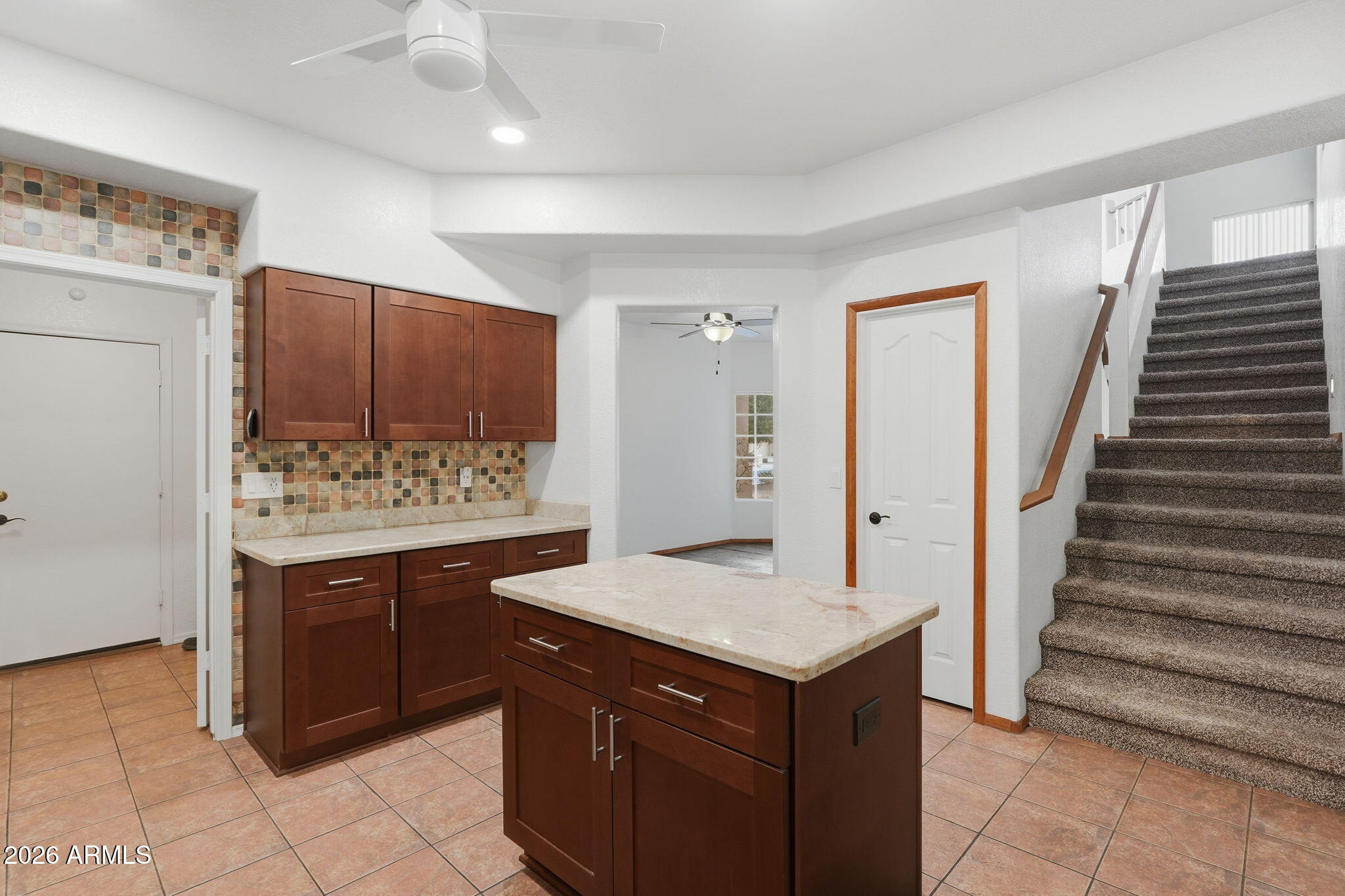 7326 W PERSHING Avenue