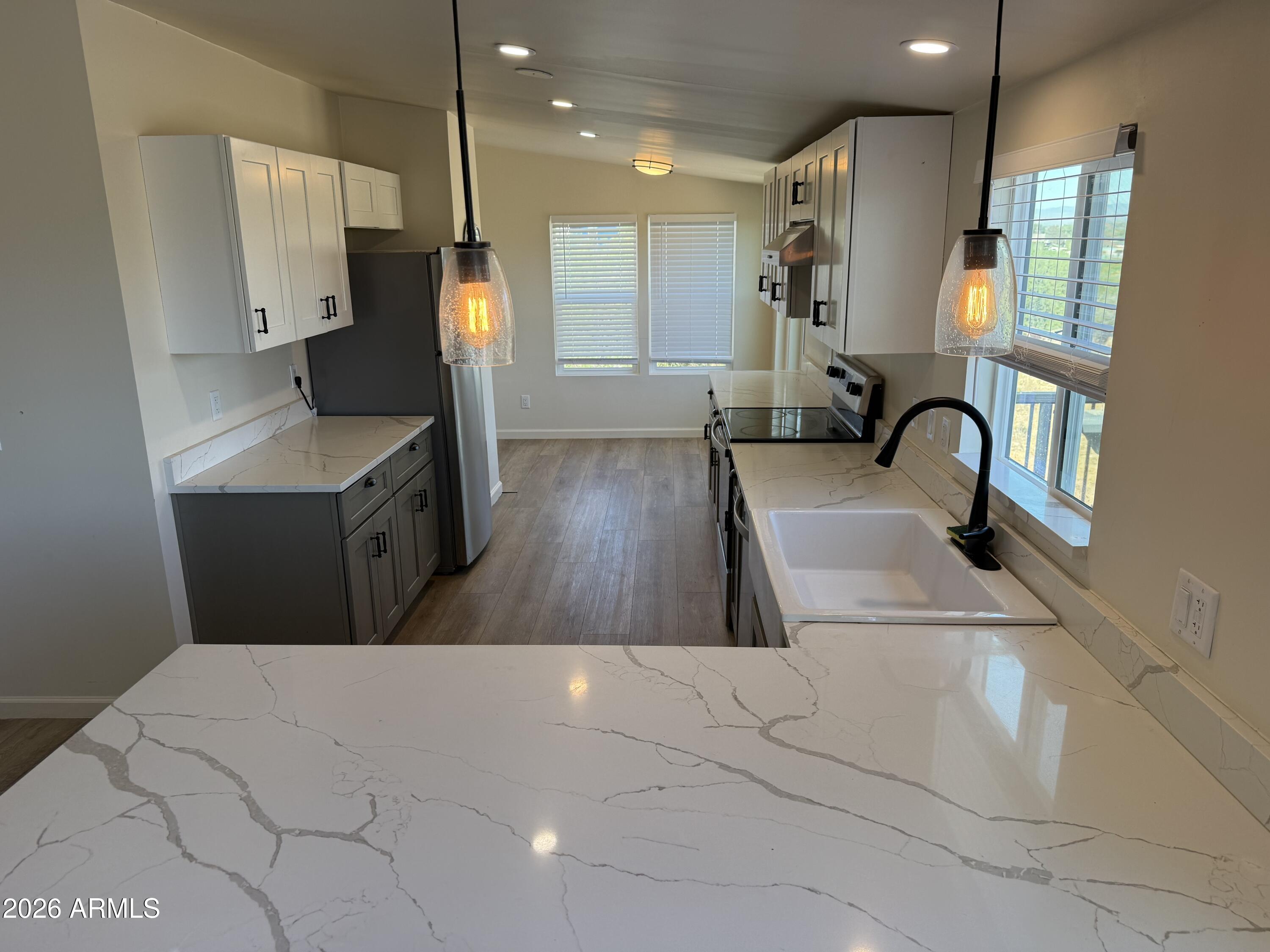 455 WALNUT SPRINGS --