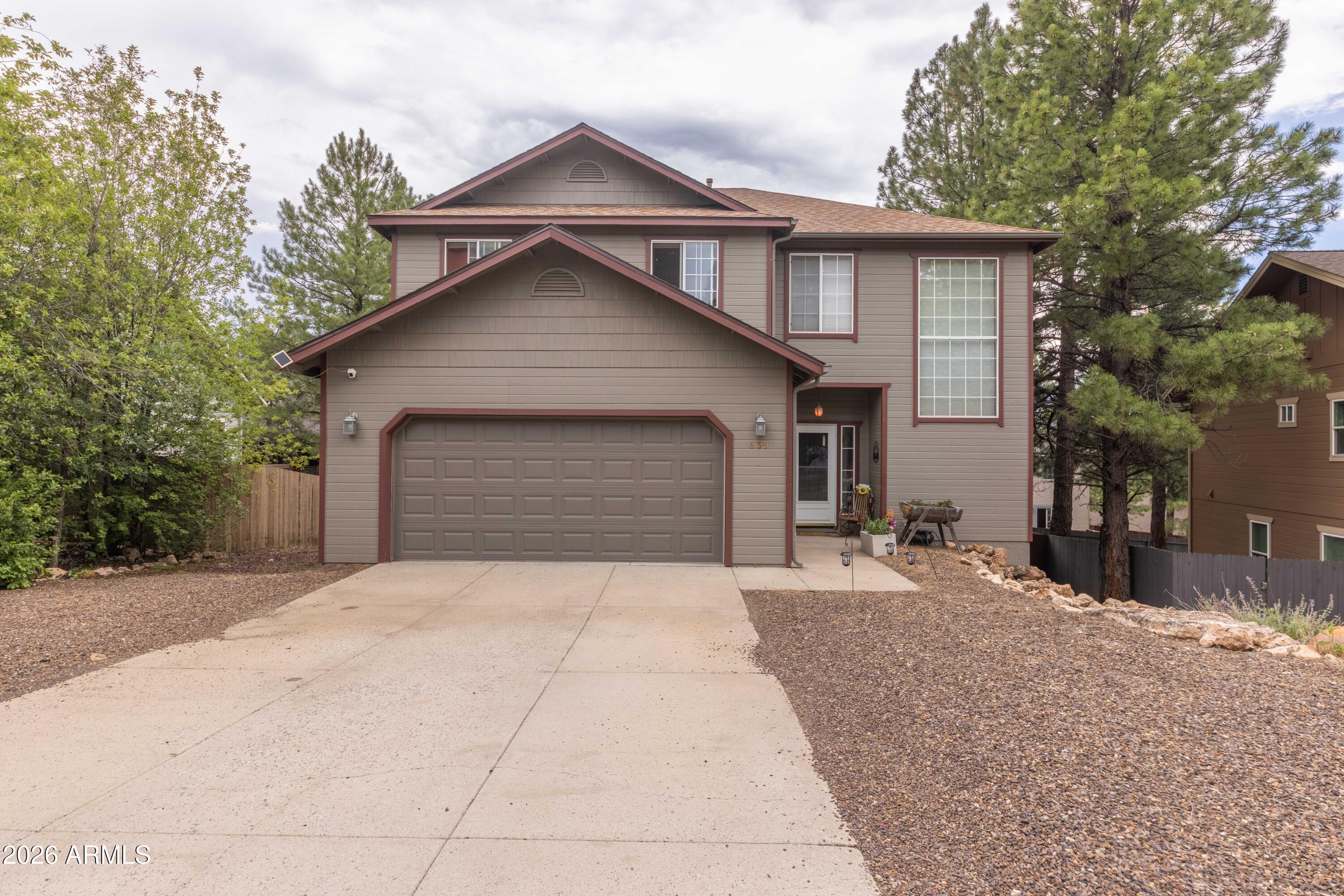 639 W OLD TERRITORY Trail