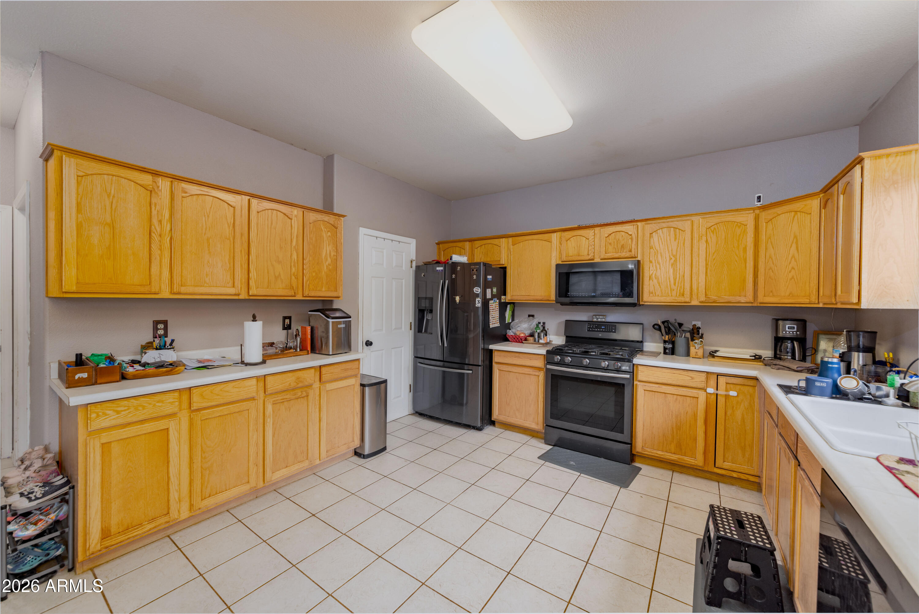 639 W OLD TERRITORY Trail
