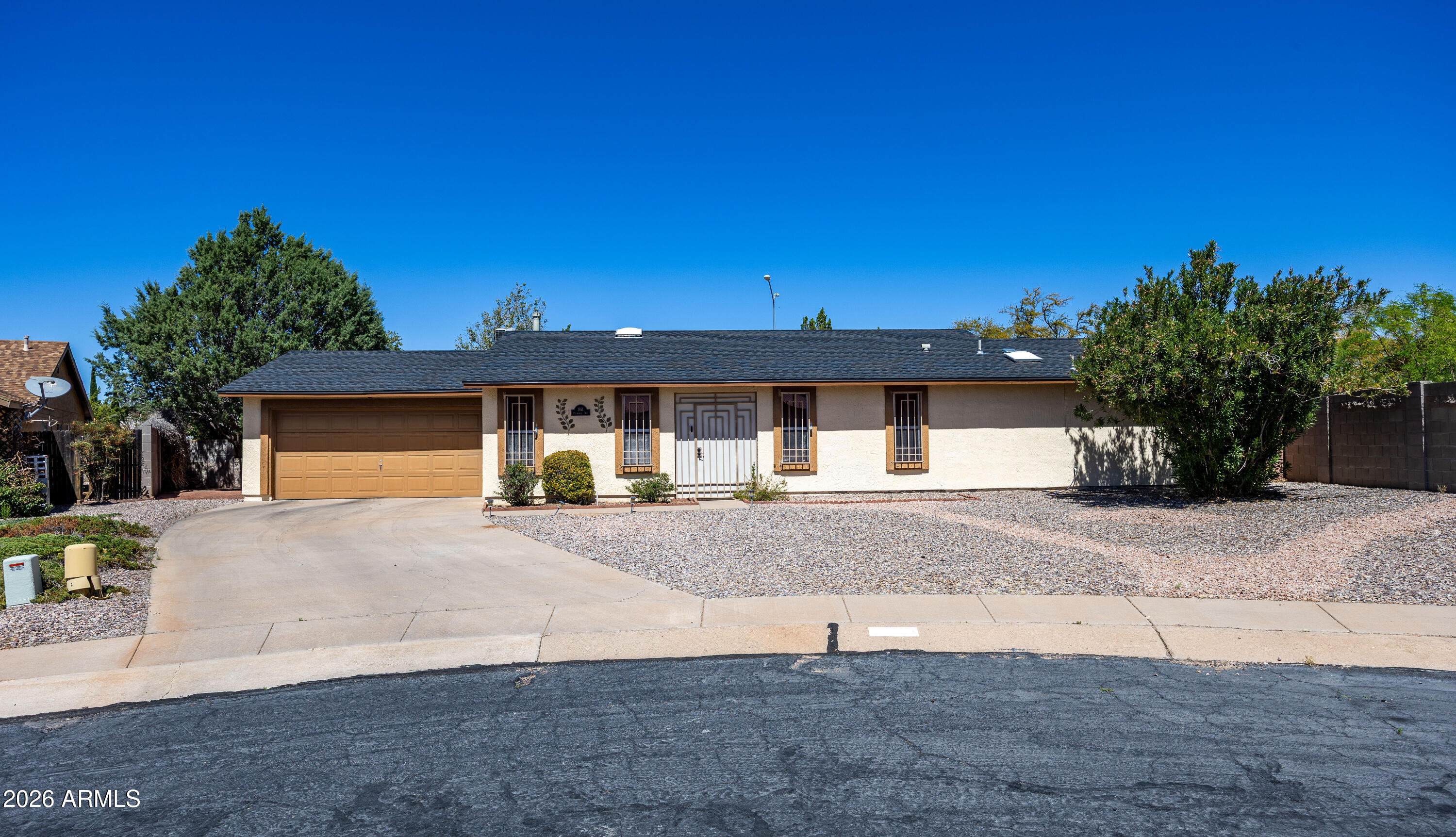 1691 E PERIWINKLE Way