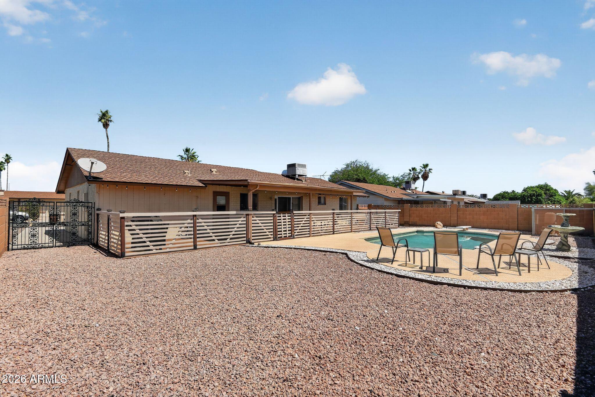 10545 W DIANA Avenue