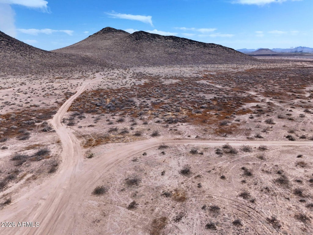 Photo of 1 W Southern Avenue #-, Tonopah, AZ 85354 (MLS # 7029035)