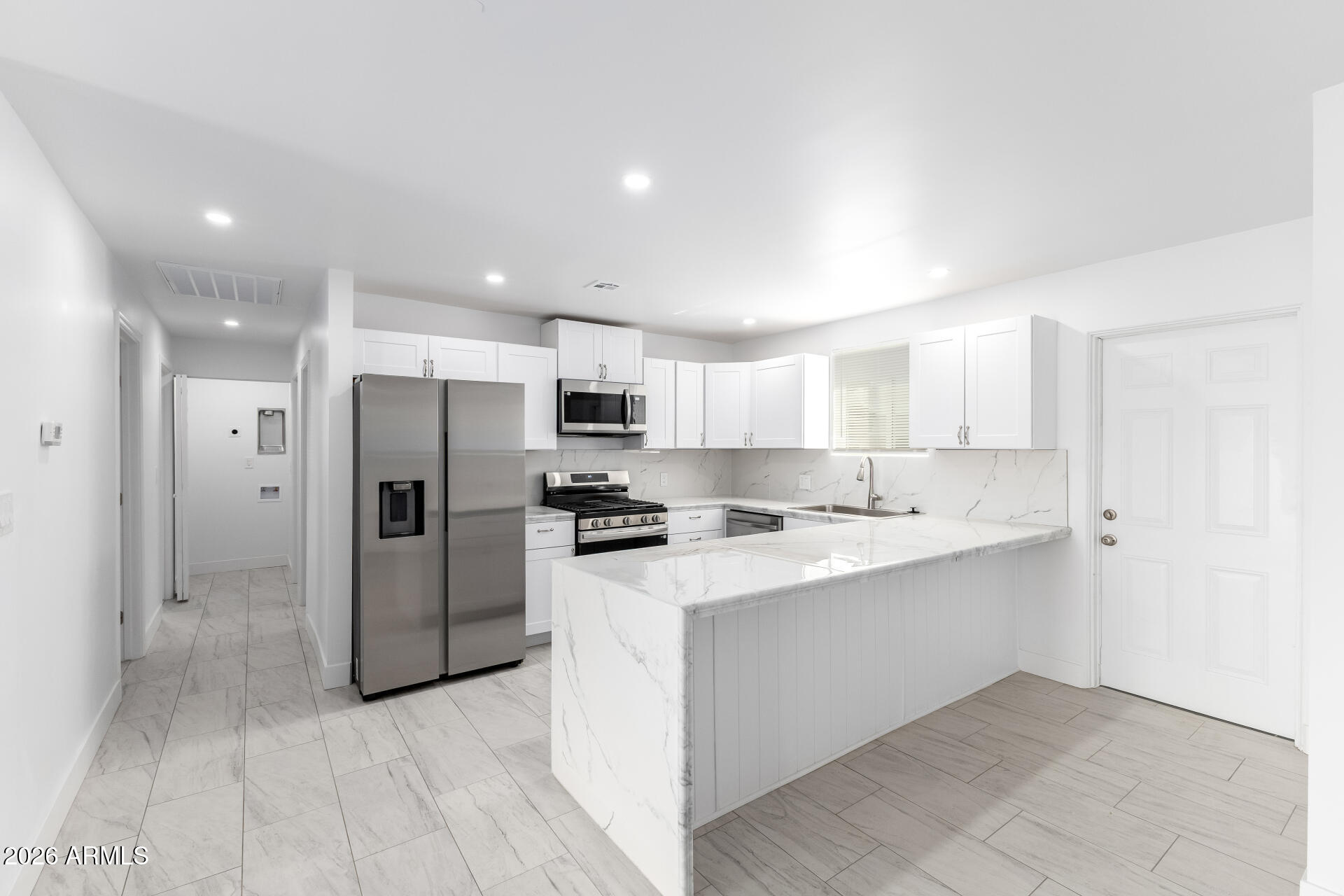 2921 W Solano Drive S