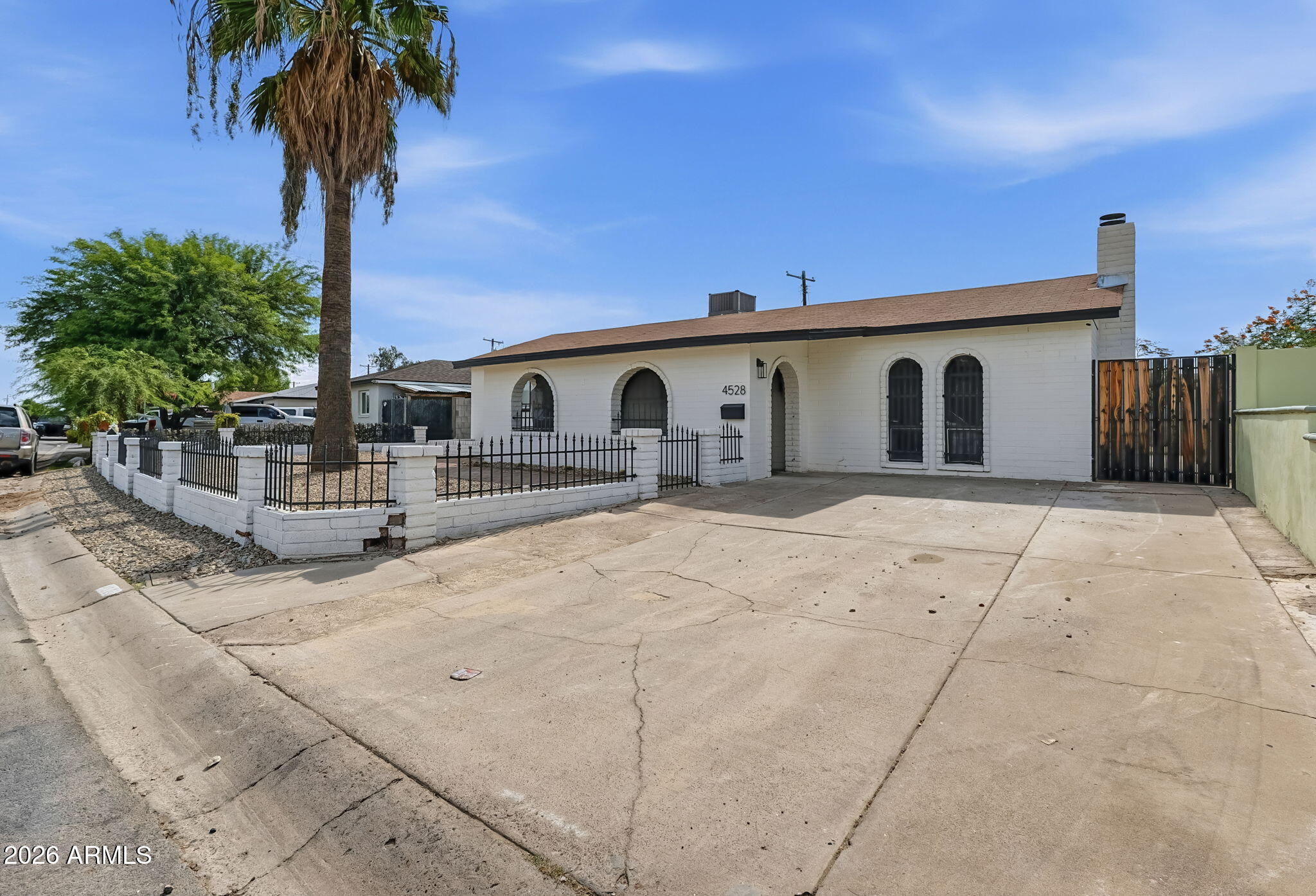 4528 N 50TH Avenue