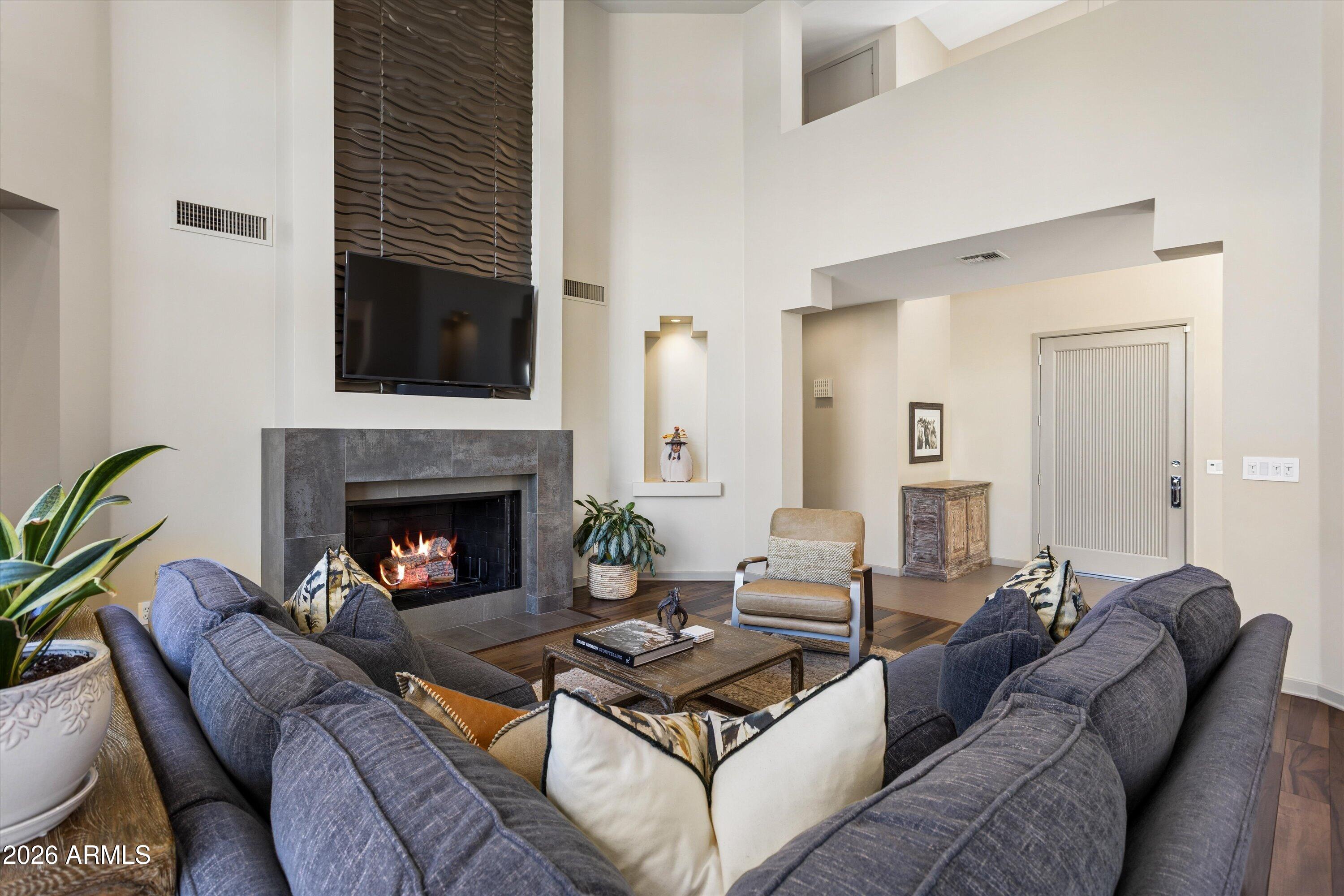 3018 E SIERRA VISTA Drive
