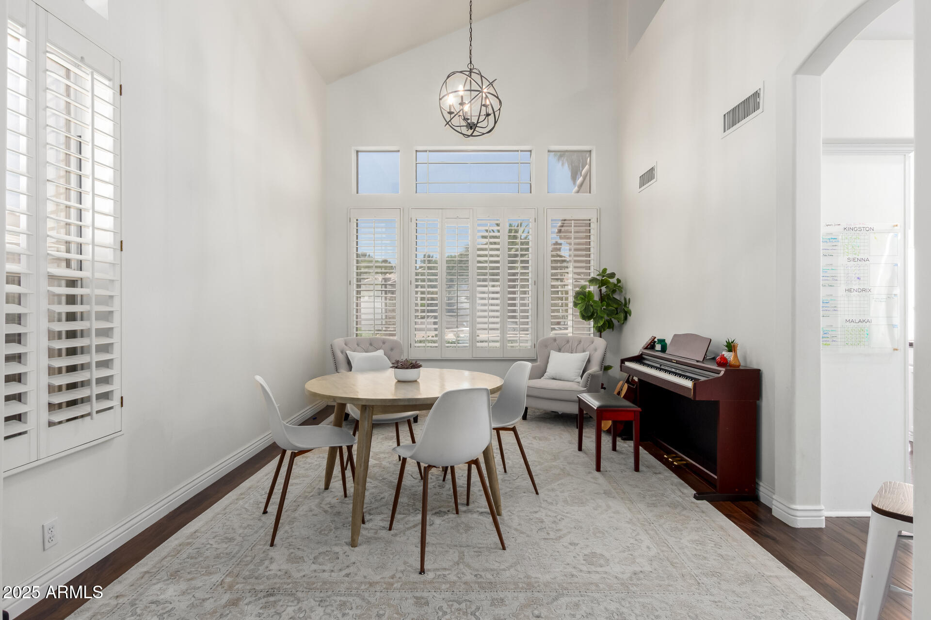 2053 E STEPHENS Road