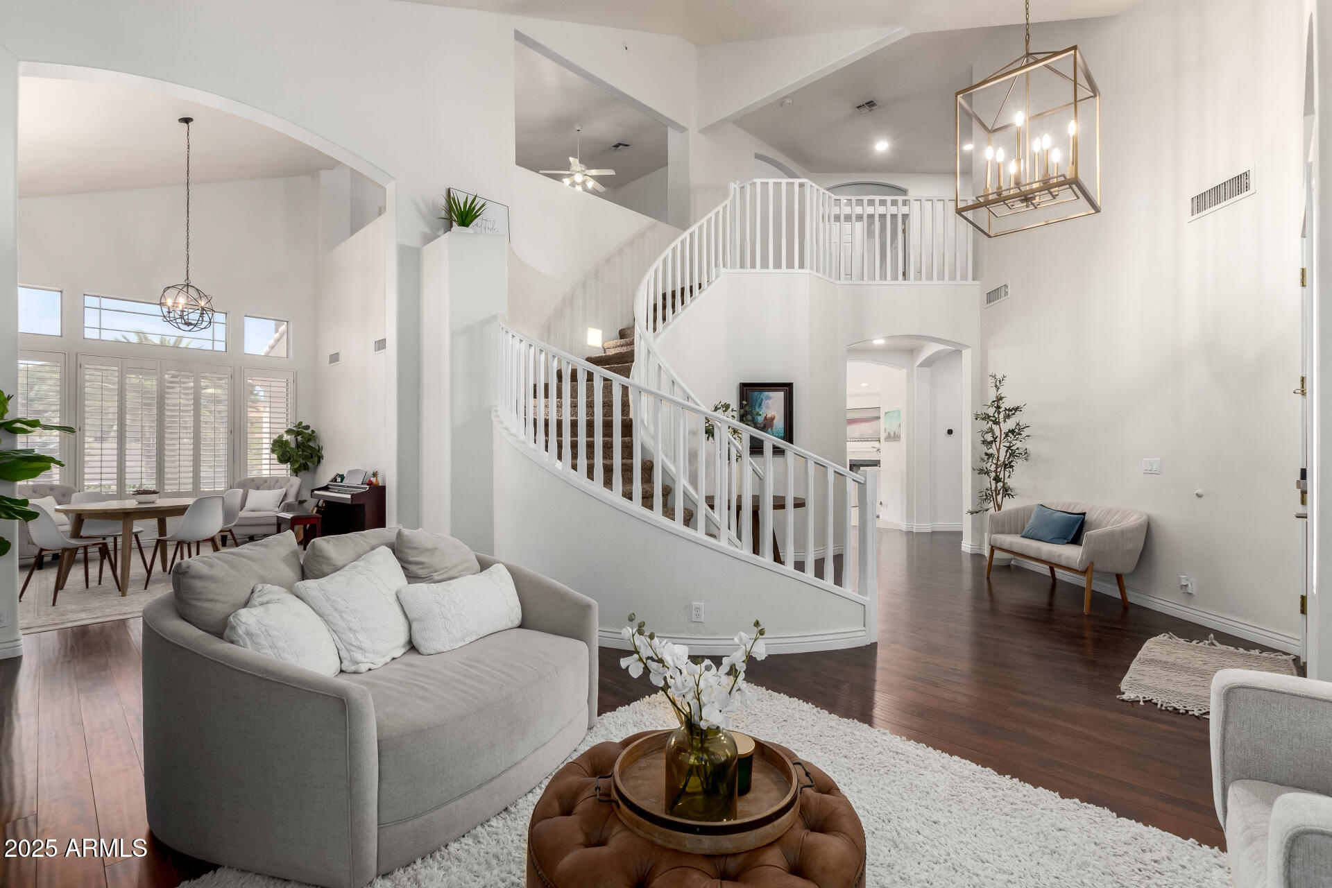 2053 E STEPHENS Road