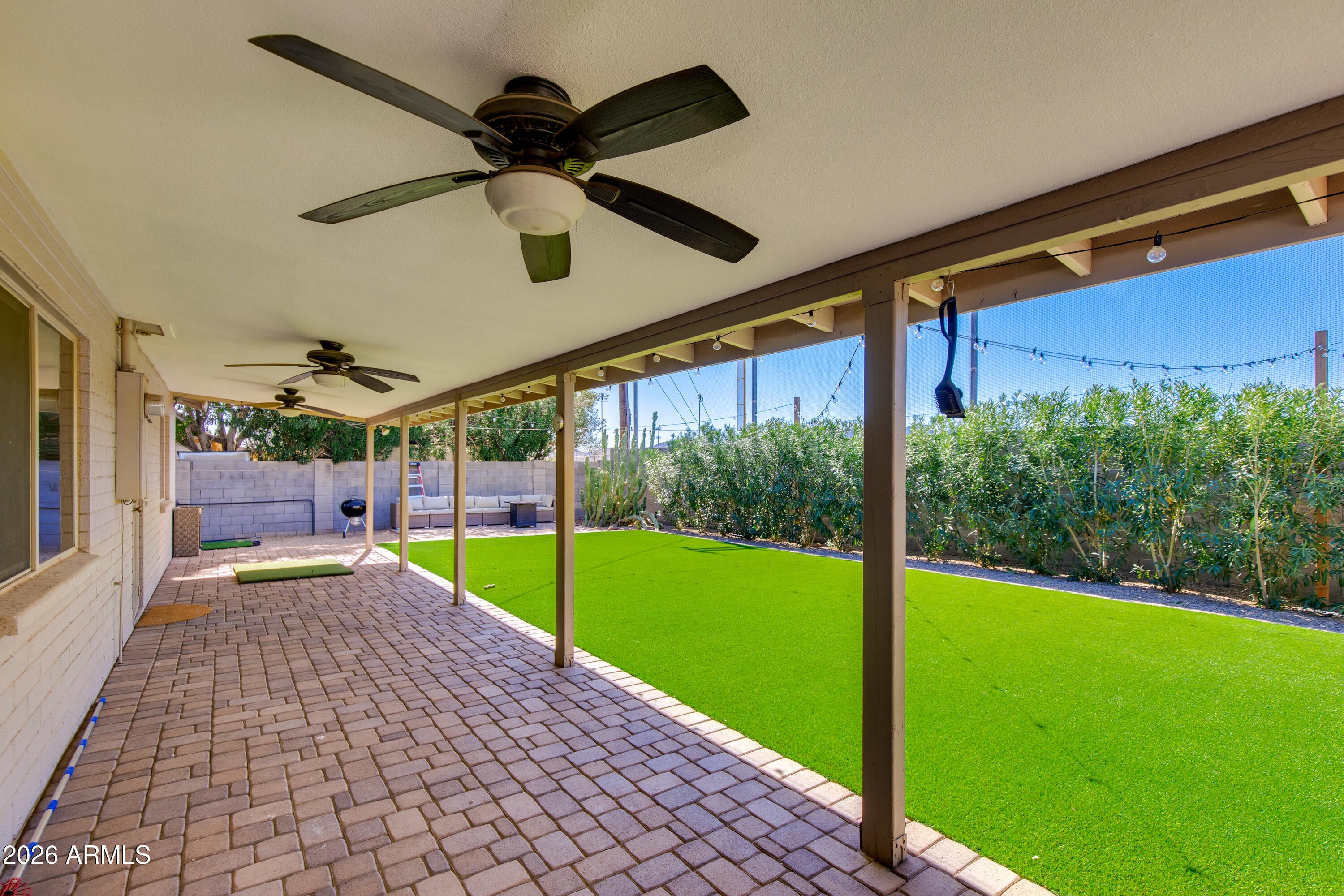 2801 E Mercer Lane