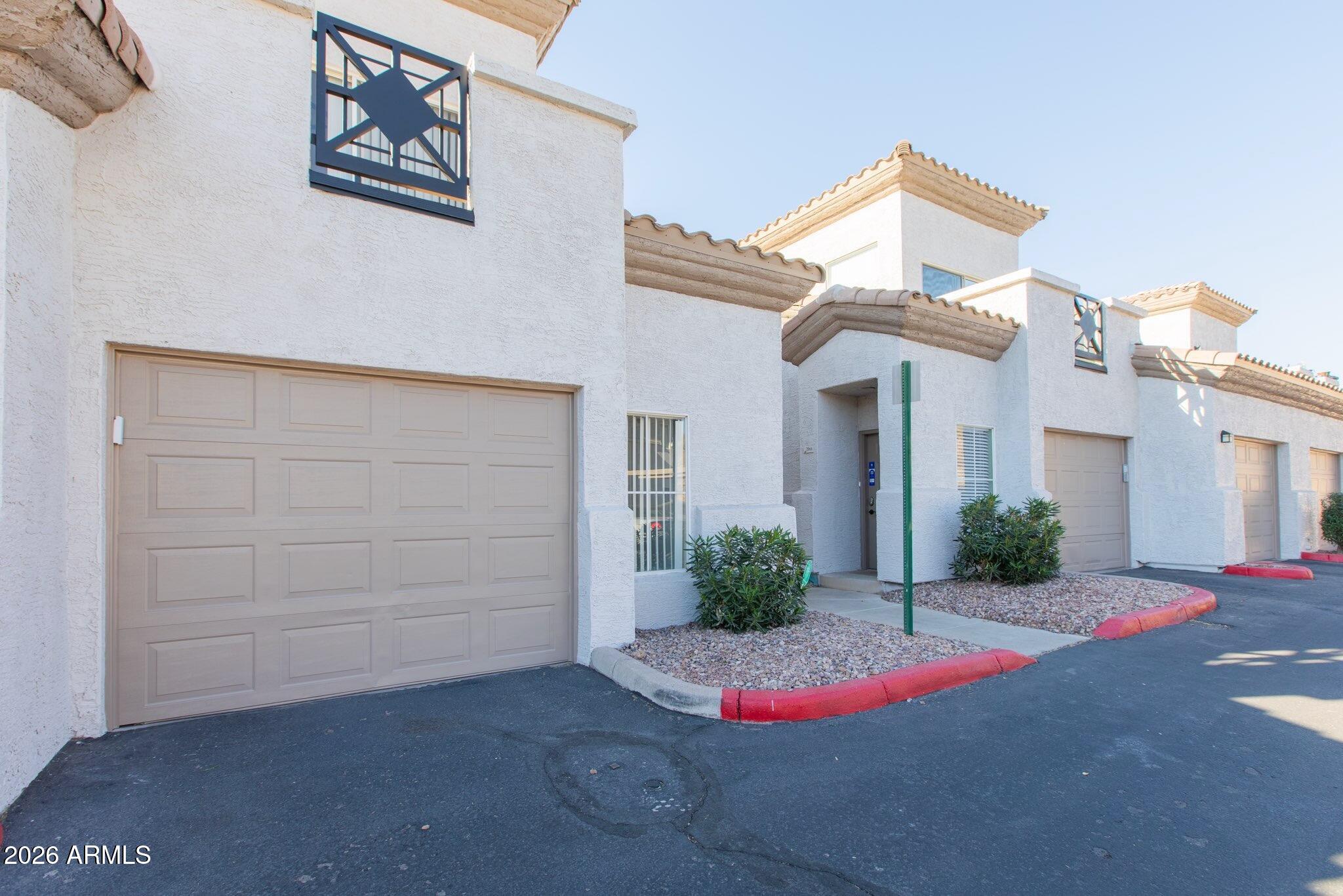 3236 E CHANDLER Boulevard 1067