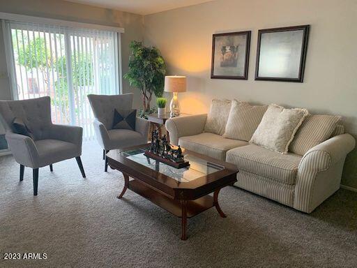 9466 E SUN LAKES Boulevard N