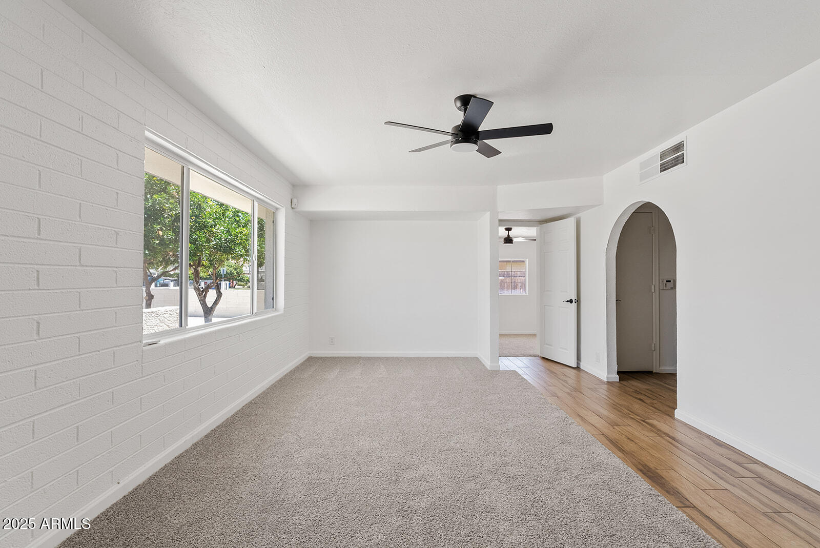 458 N DREW Street W