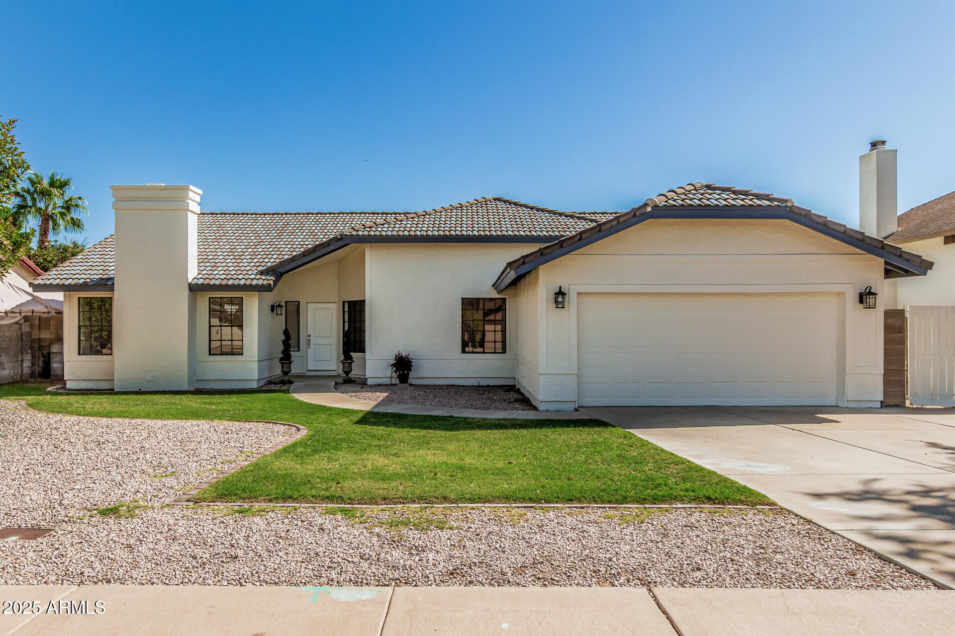 2065 N ASHBROOK --