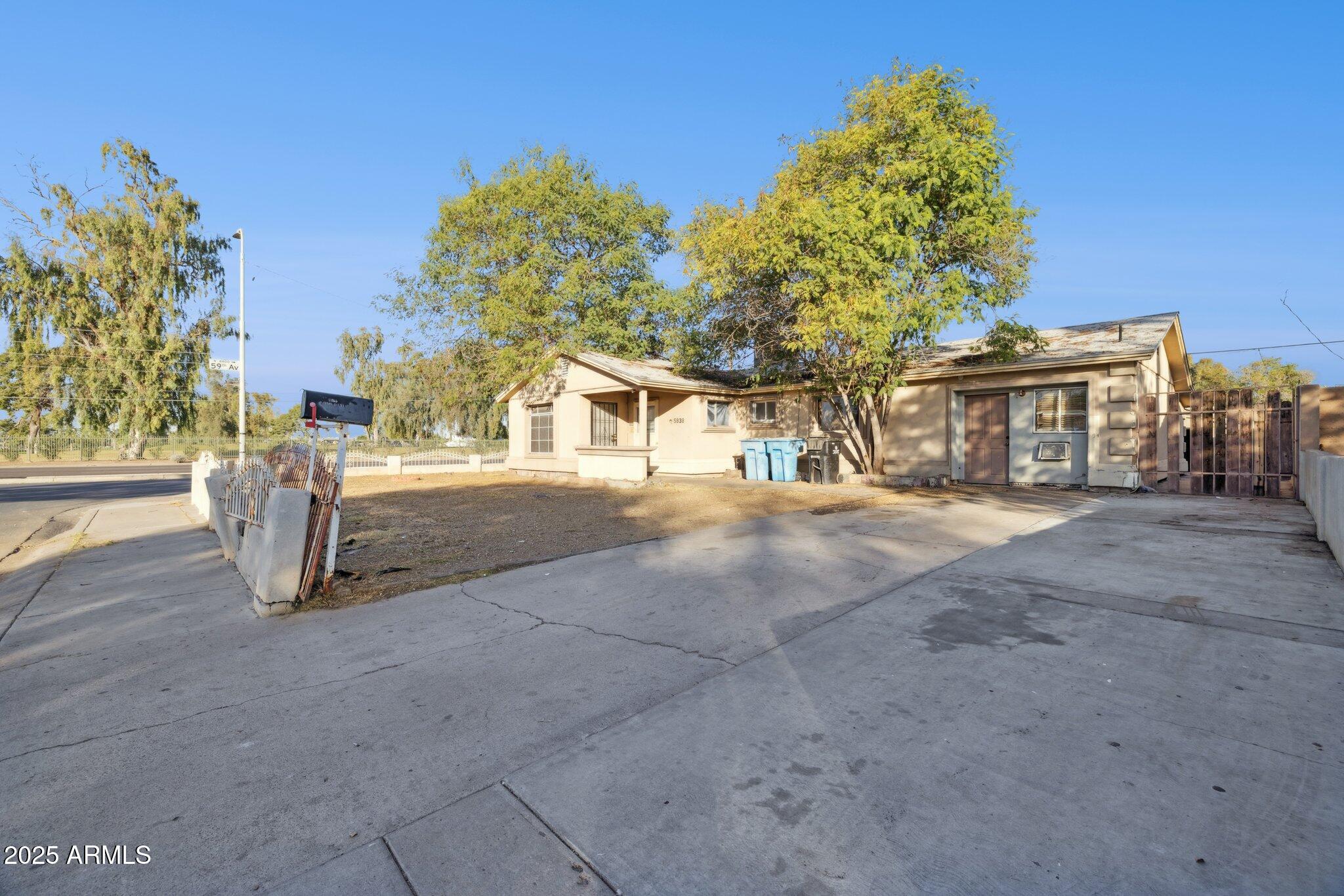 5838 W Turney Avenue