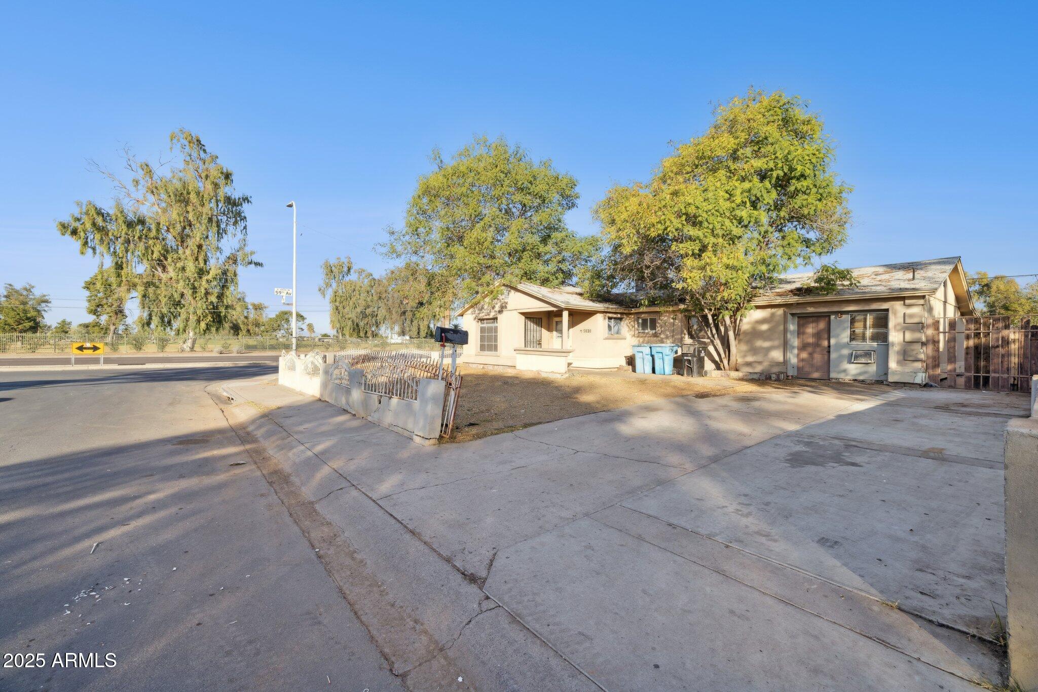 5838 W Turney Avenue