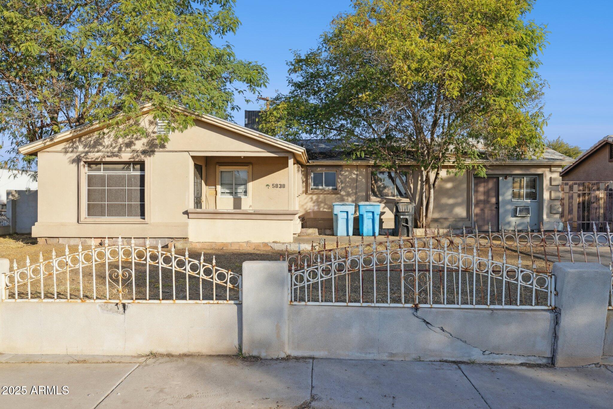 5838 W Turney Avenue