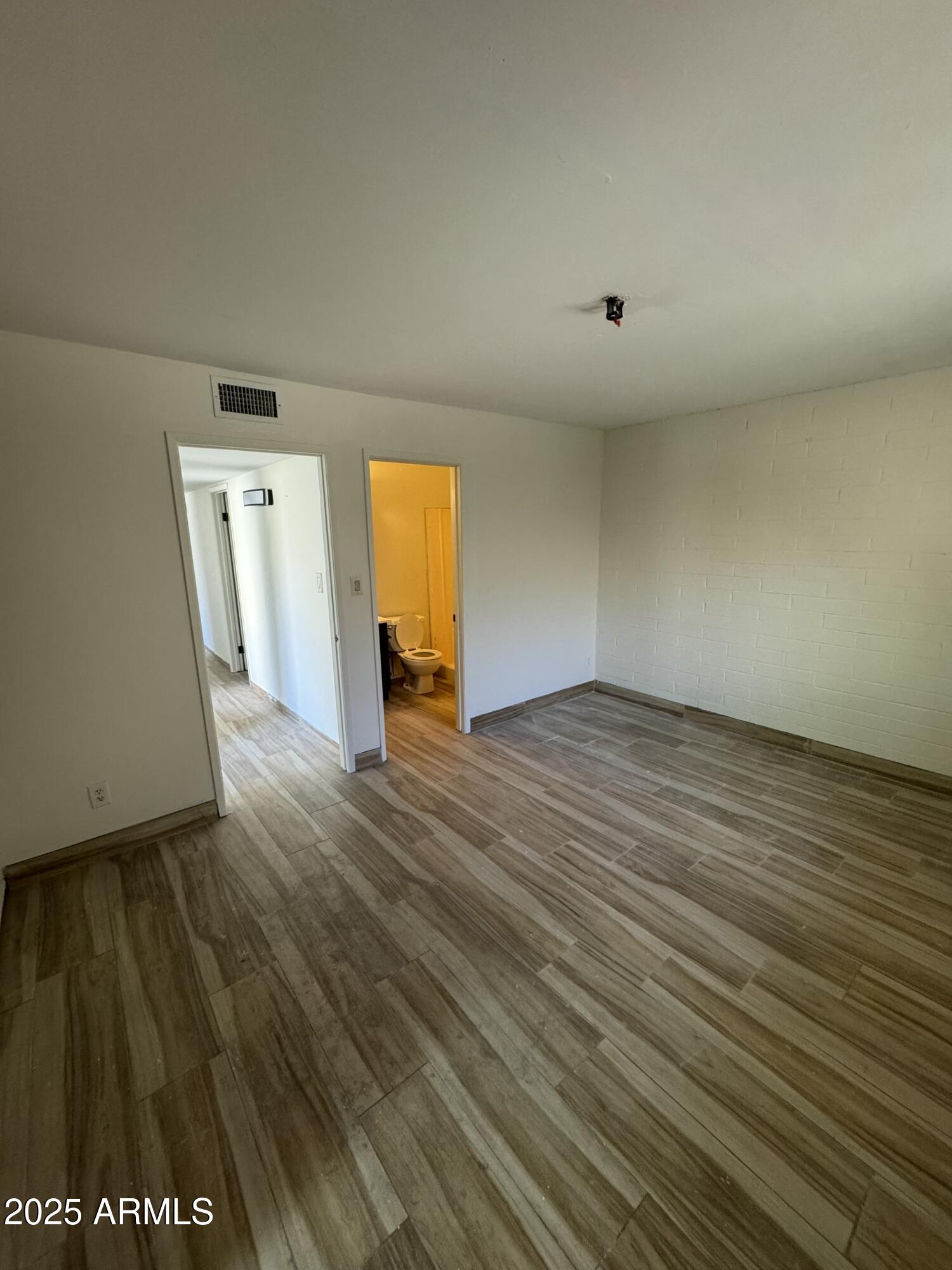 Scottsdale, Arizona 85257, United States, 3 Bedrooms Bedrooms, ,2 BathroomsBathrooms,Residential,Pending,54609