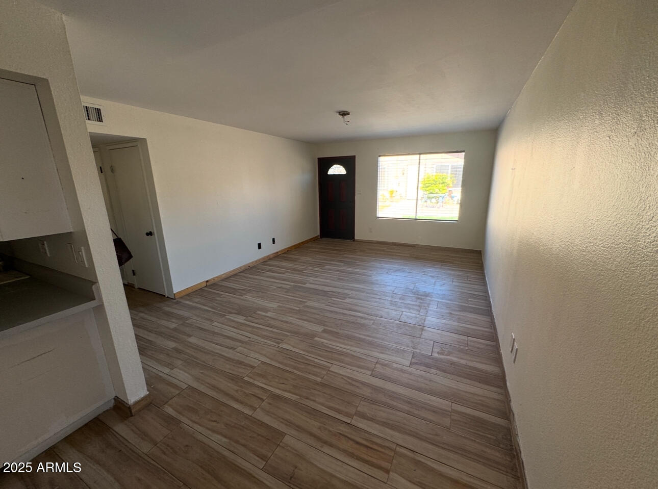 Scottsdale, Arizona 85257, United States, 3 Bedrooms Bedrooms, ,2 BathroomsBathrooms,Residential,Pending,54609