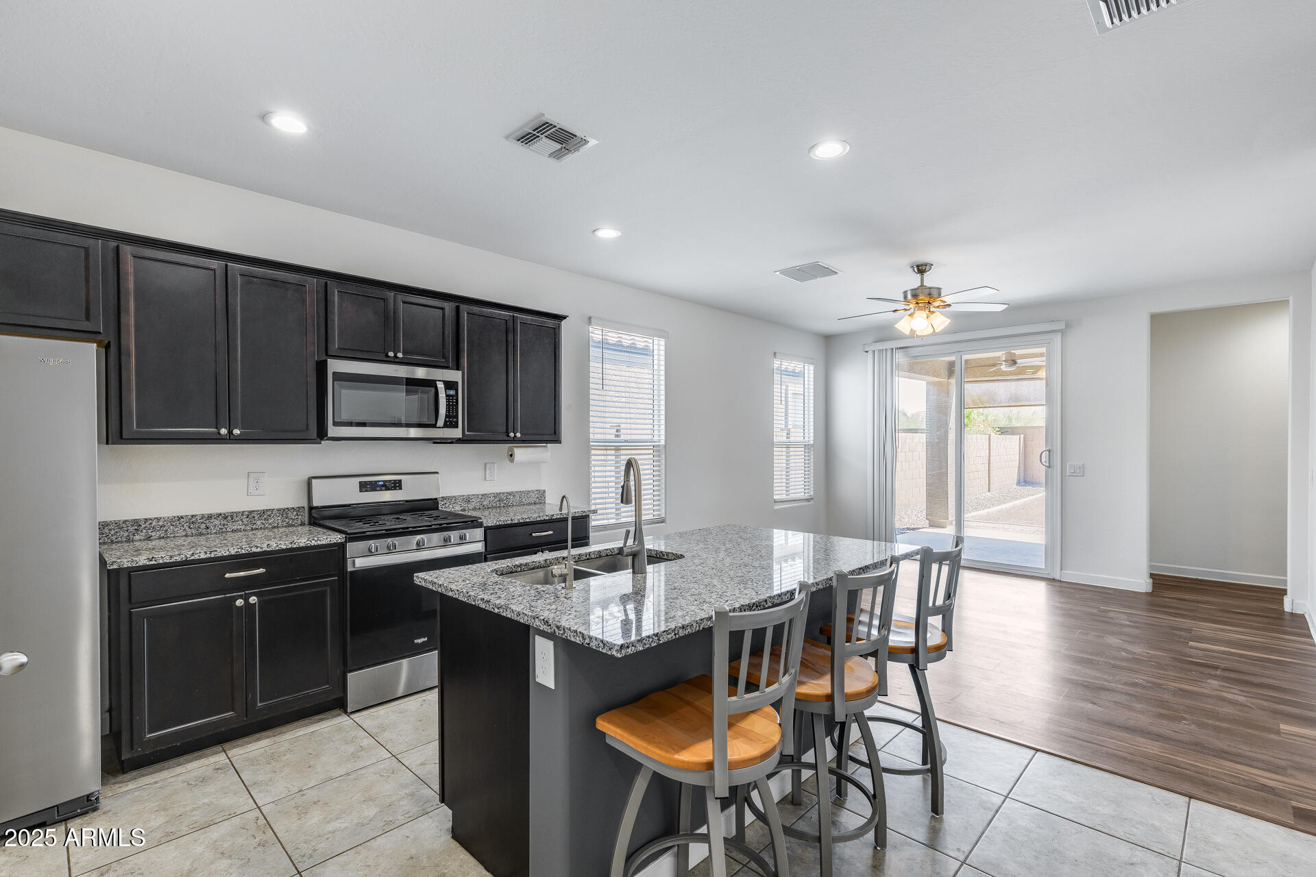 2583 N WRIGLEY Drive