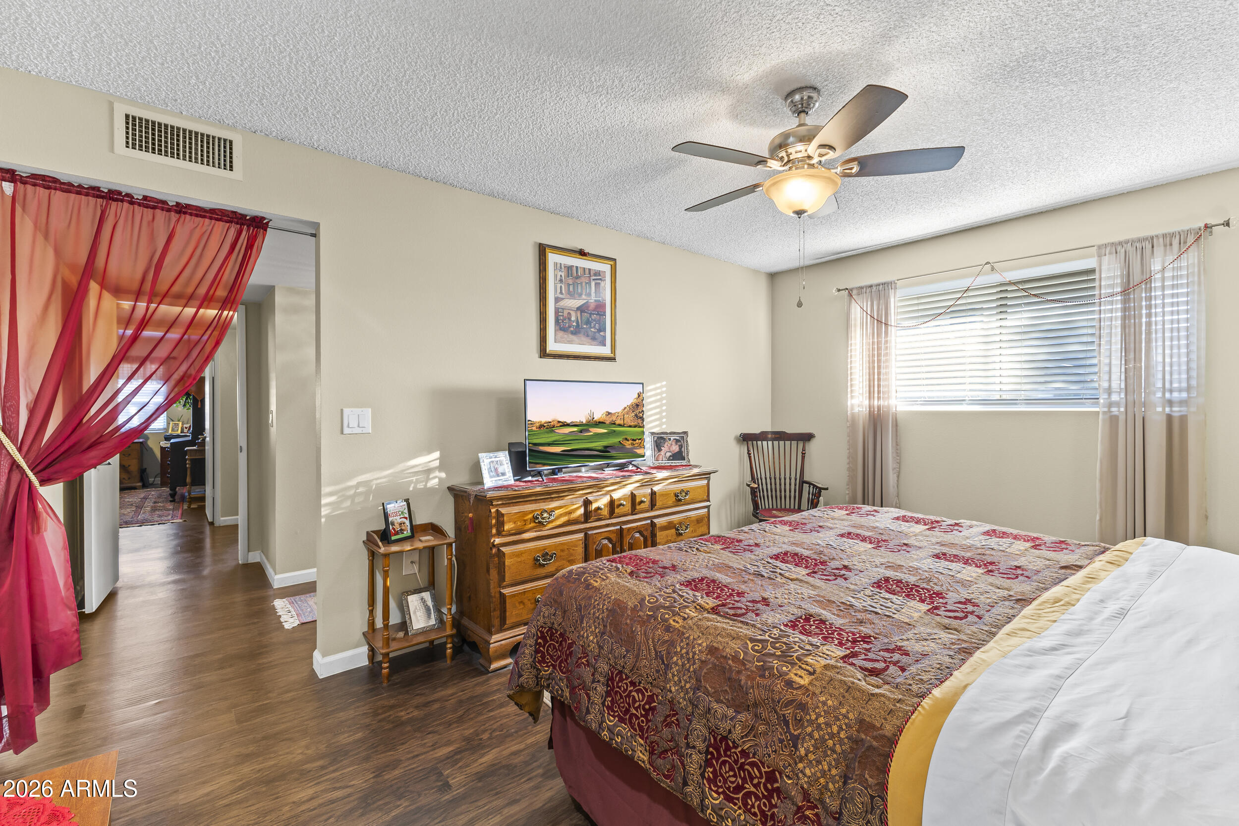 9908 W PRAIRIE HILLS Circle