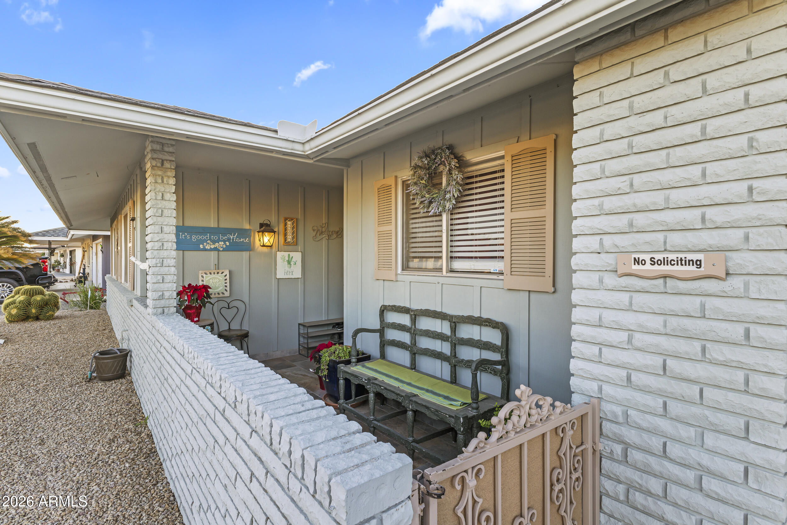 9908 W PRAIRIE HILLS Circle