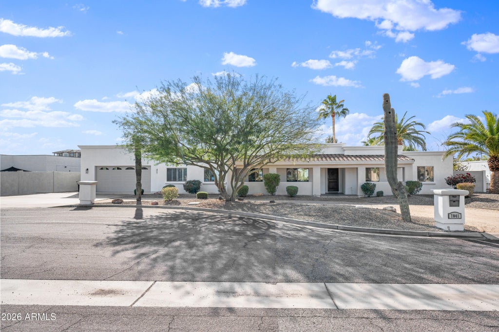 Photo of 7041 E Presidio Road E, Scottsdale, AZ 85254 (MLS # 7036546)