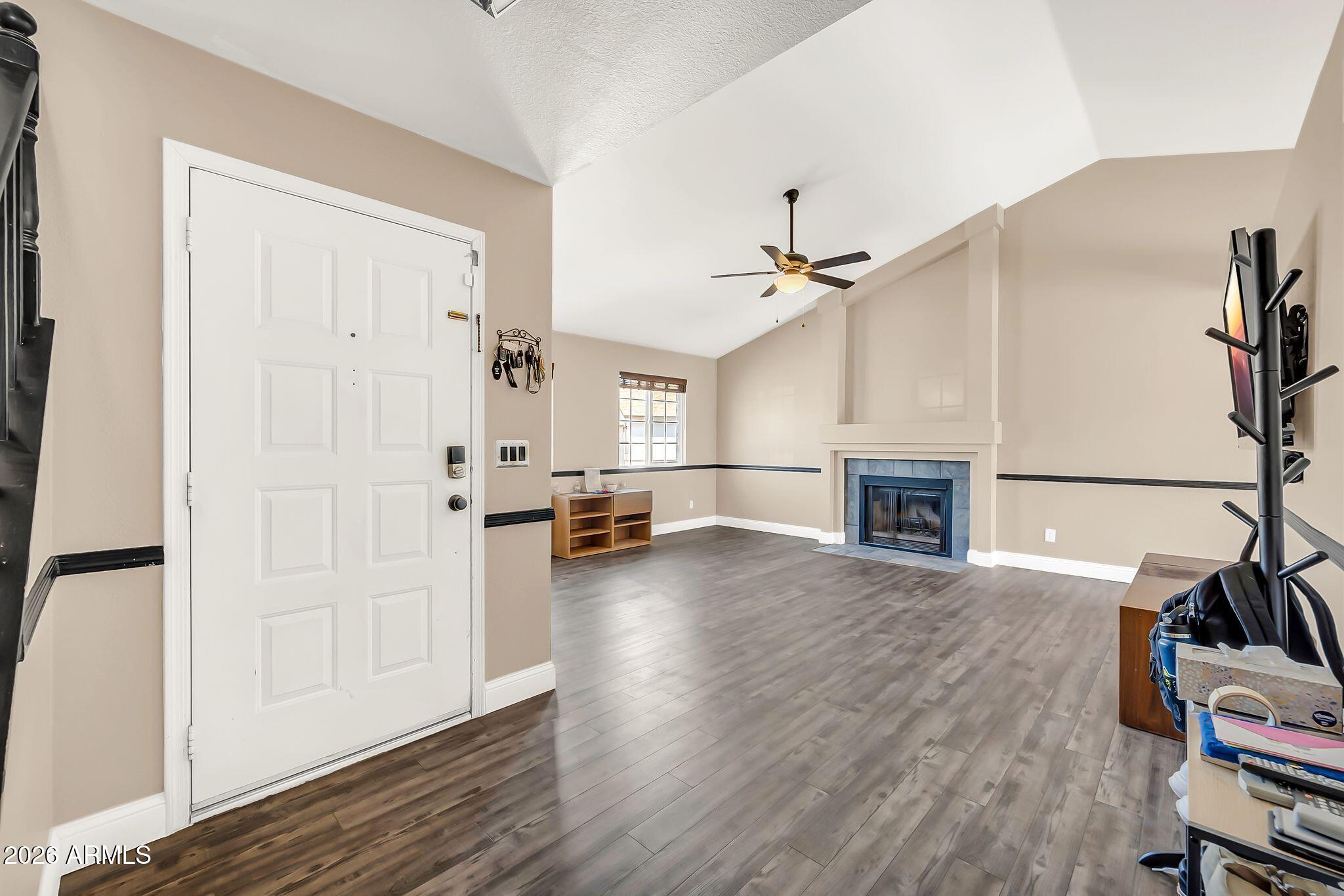 3609 W WHITTEN Street