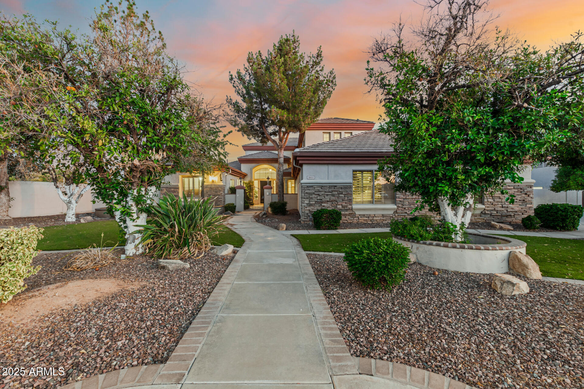 3955 E FOX Circle