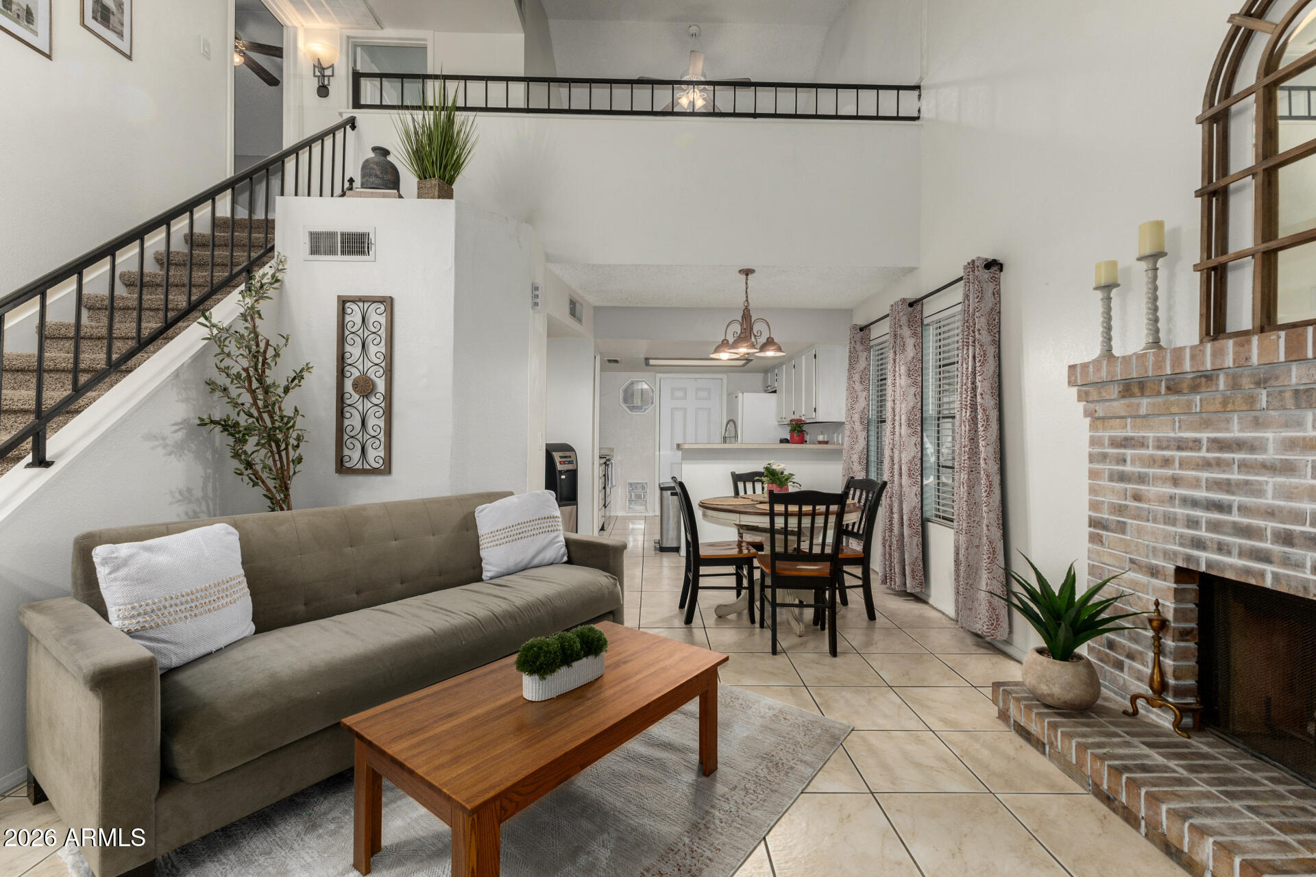 4834 E KACHINA Trail 1