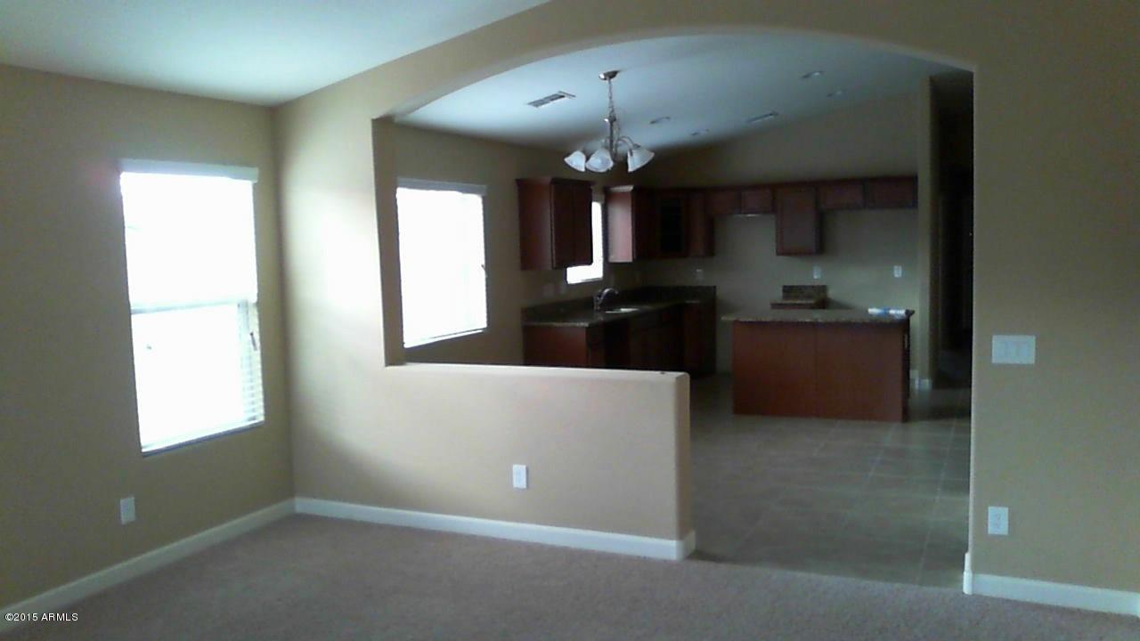 Photo 1 of 5 — 761 W JAHNS Drive, Casa Grande, AZ 85122