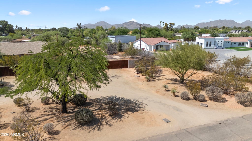 Photo of 7105 E Paradise Drive #23, Scottsdale, AZ 85254 (MLS # 7053746)