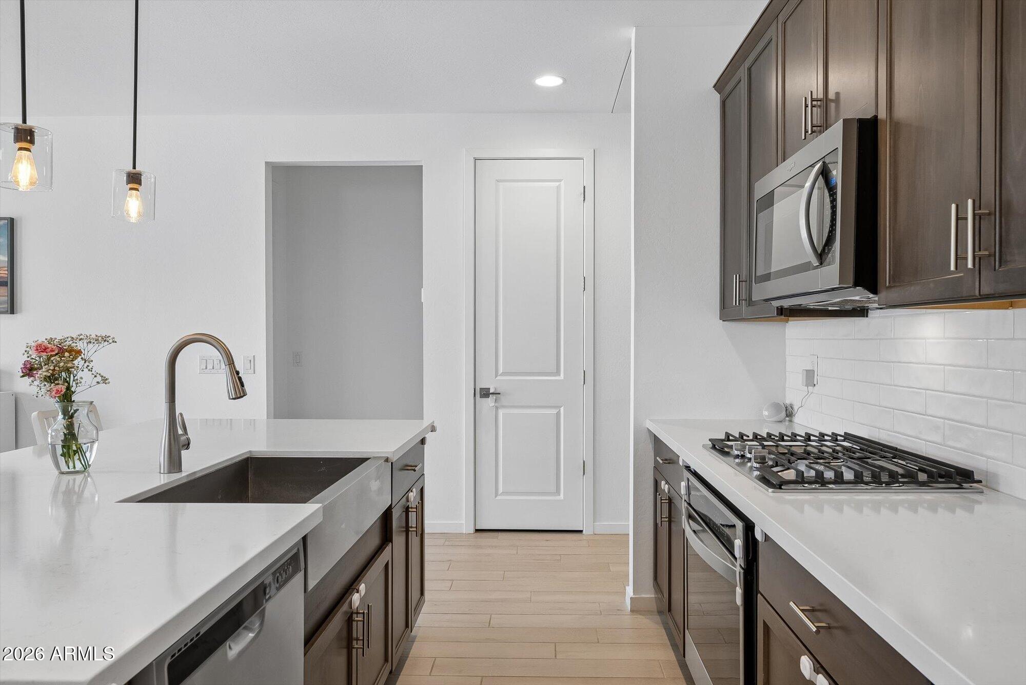 ELLISON TRAILS - Residential