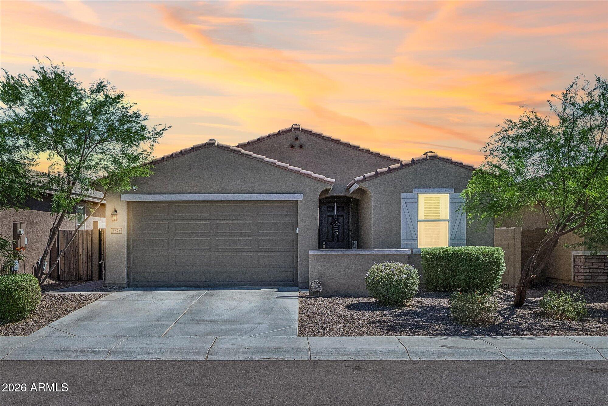 ELLISON TRAILS - Residential