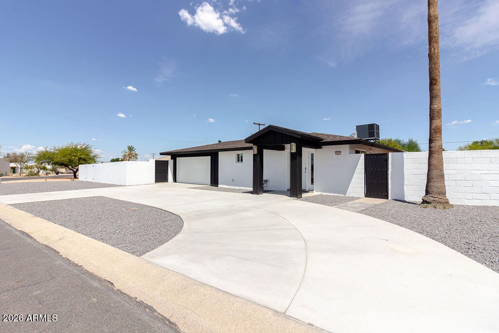 8435 S 16TH Place