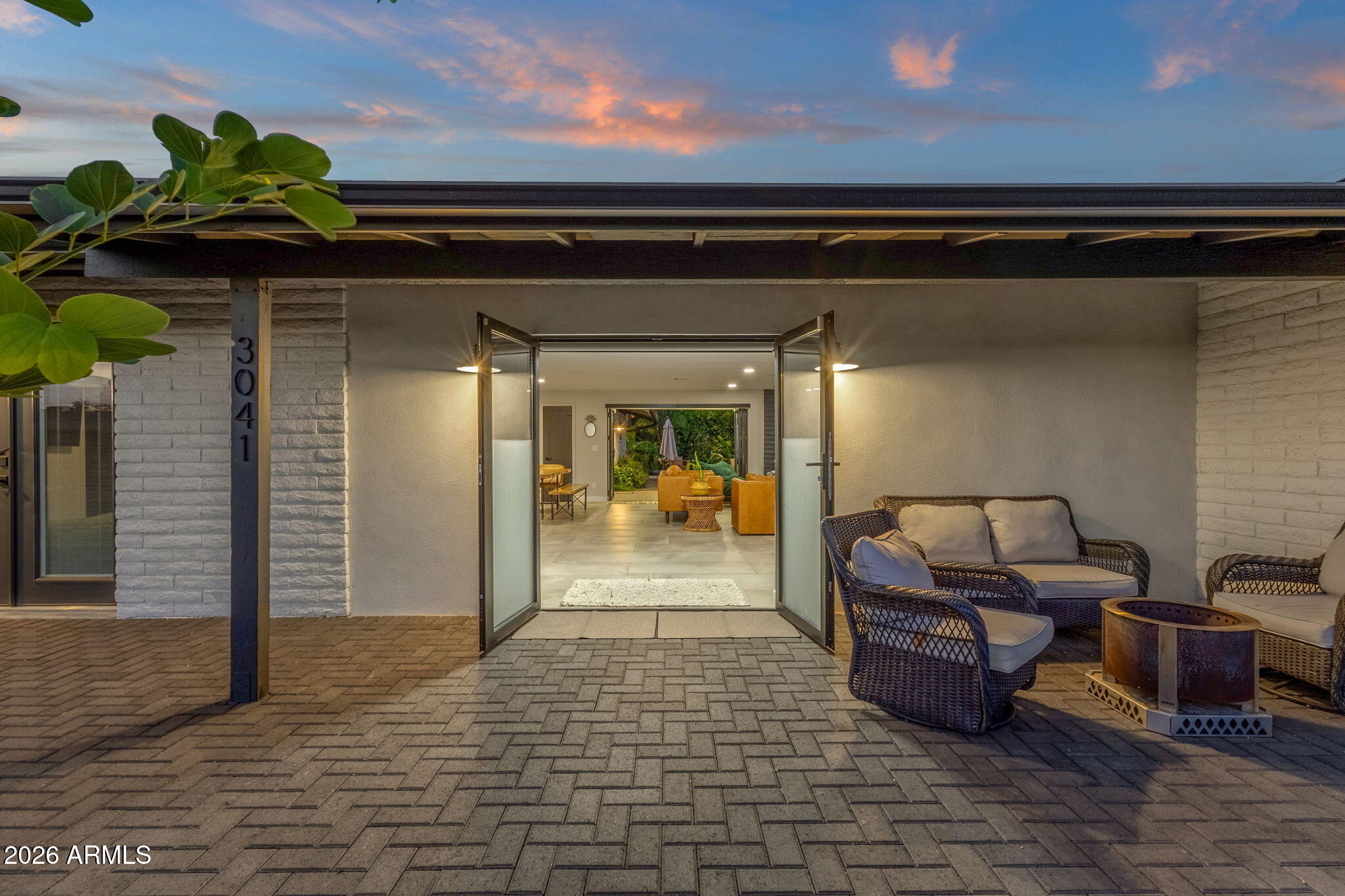 3041 N 49TH Court