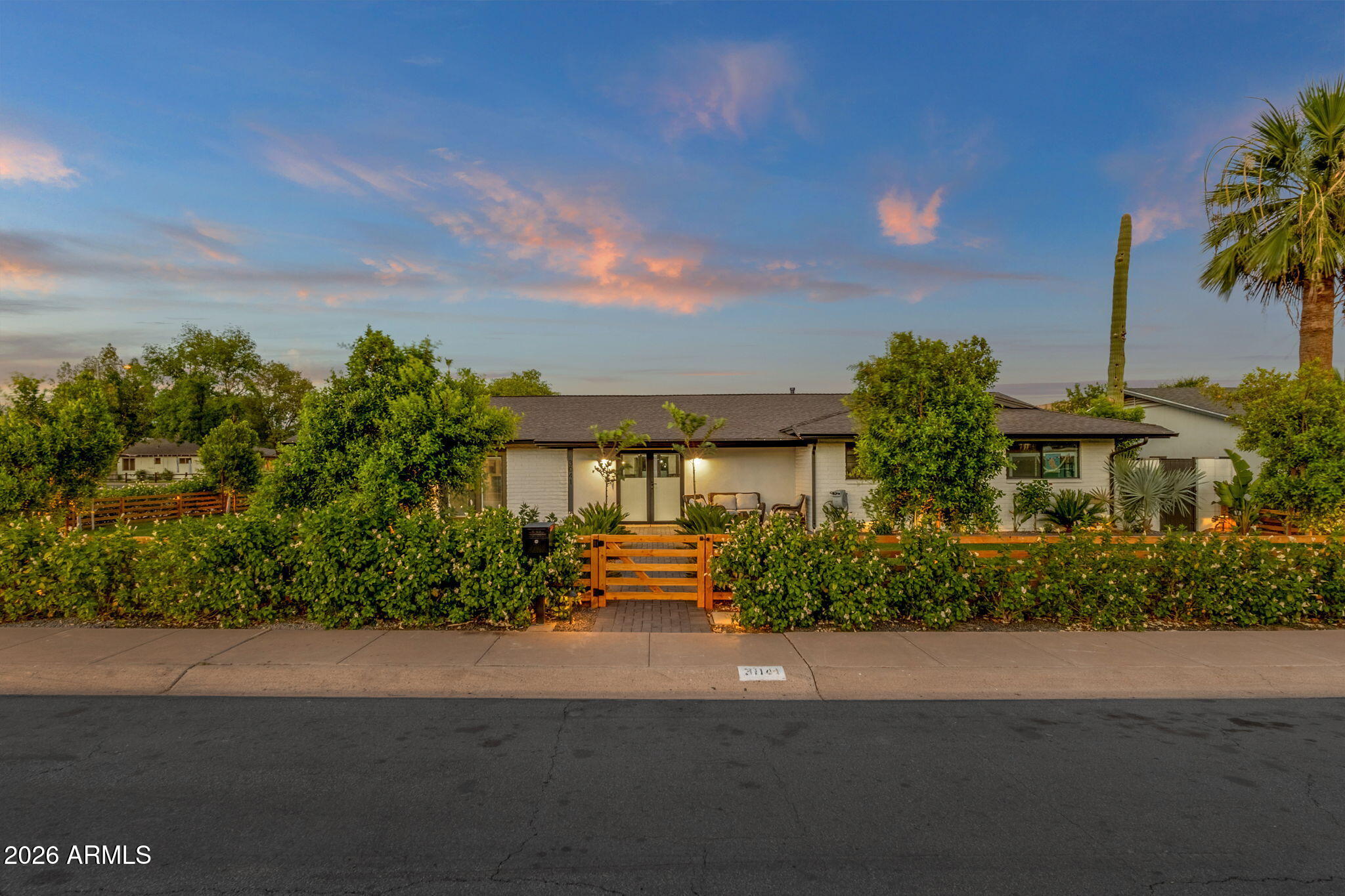 3041 N 49TH Court