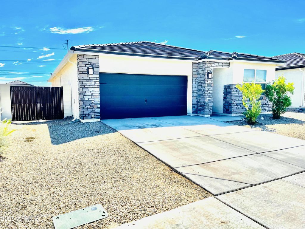 Photo of 23971 W Verlea Drive, Buckeye, AZ 85326 (MLS # 6922404)