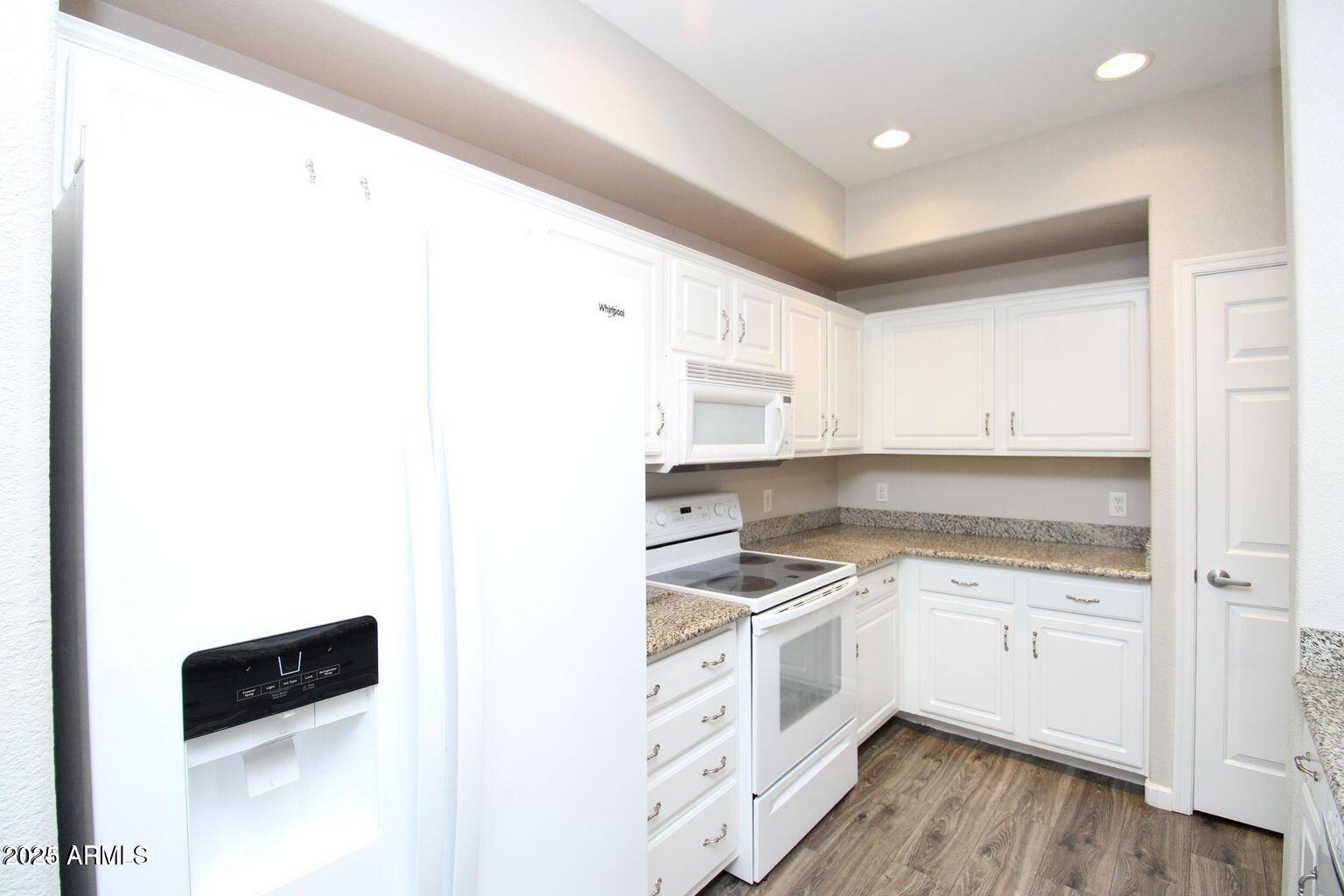 420 W 1ST Street 110