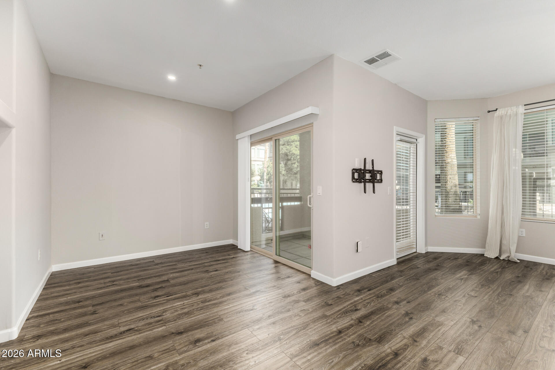 420 W 1ST Street 110