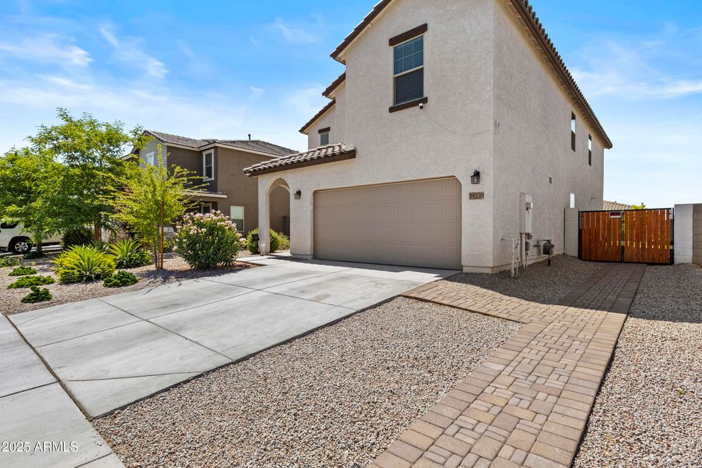 Photo of 19239 W Elm Street, Litchfield Park, AZ 85340 (MLS # 6883614)