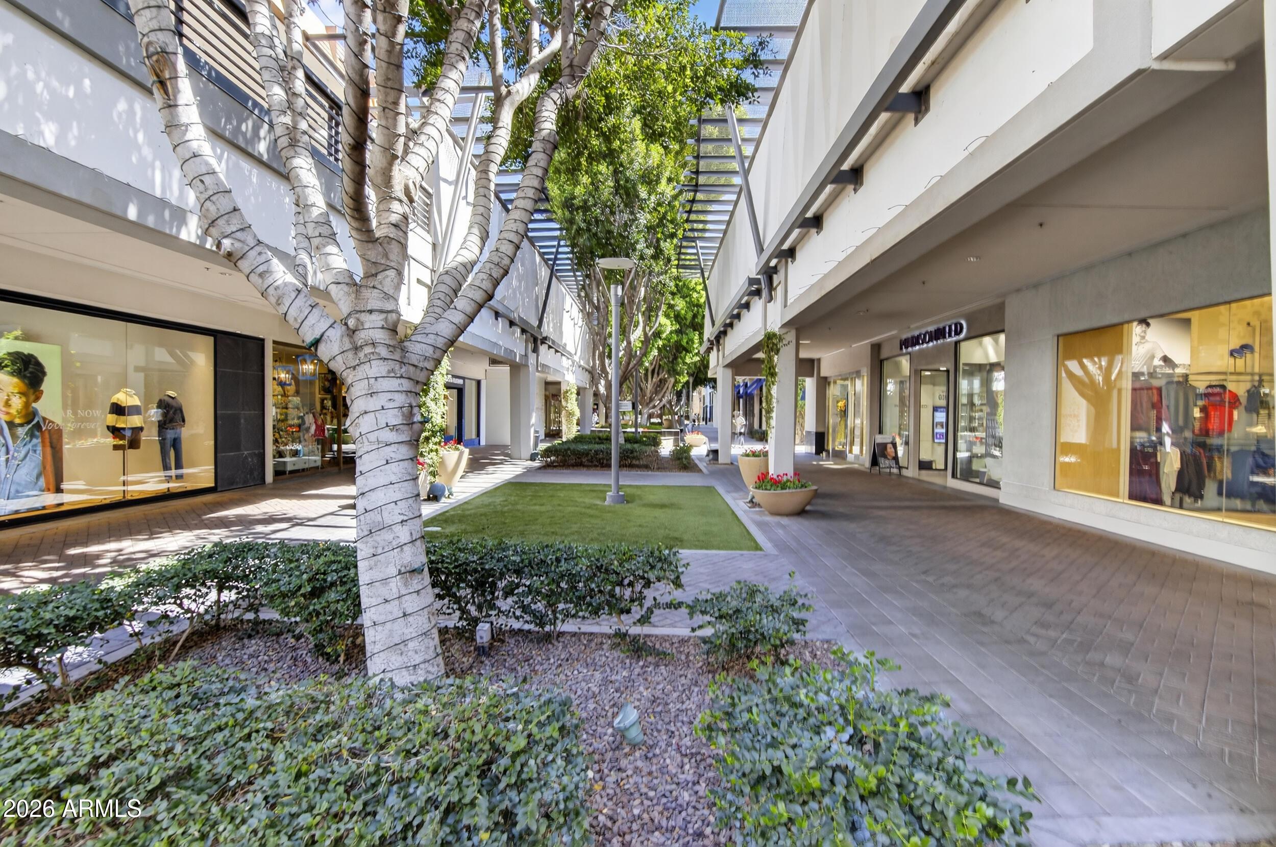 4525 N 22nd Street Unit 206