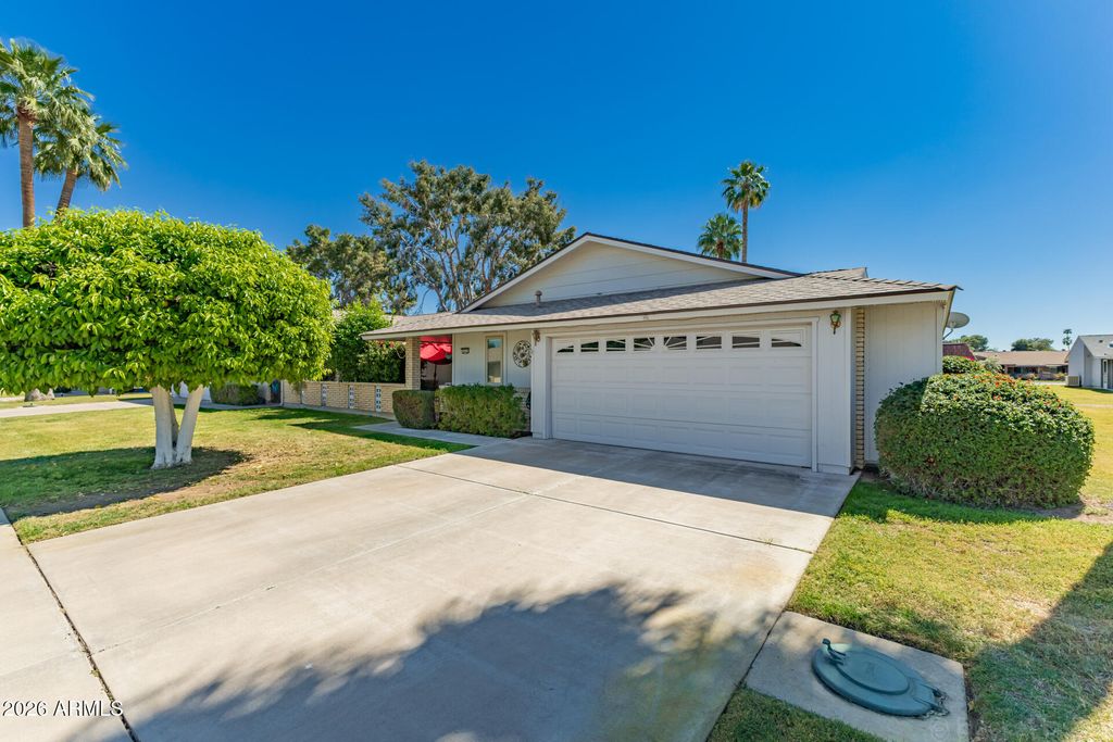 Photo of 10731 W Salem Drive, Sun City, AZ 85351 (MLS # 6998105)