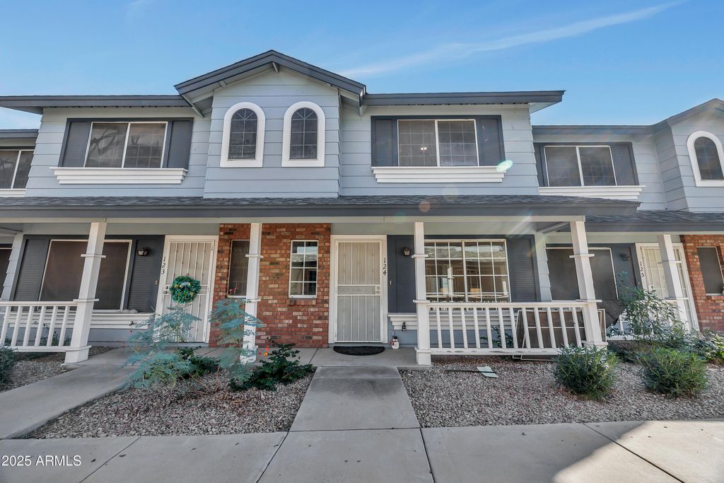 Photo of 10101 N 91st Avenue #124, Peoria, AZ 85345 (MLS # 6928435)