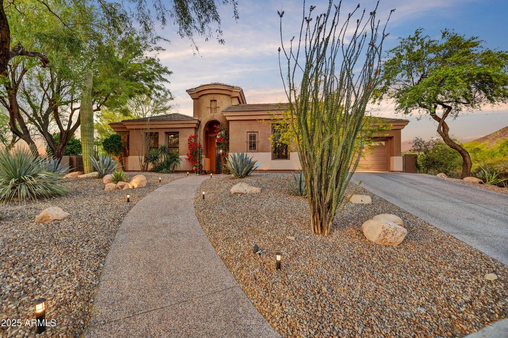 Photo of 10694 E Redfield Road, Scottsdale, AZ 85255 (MLS # 6859034)
