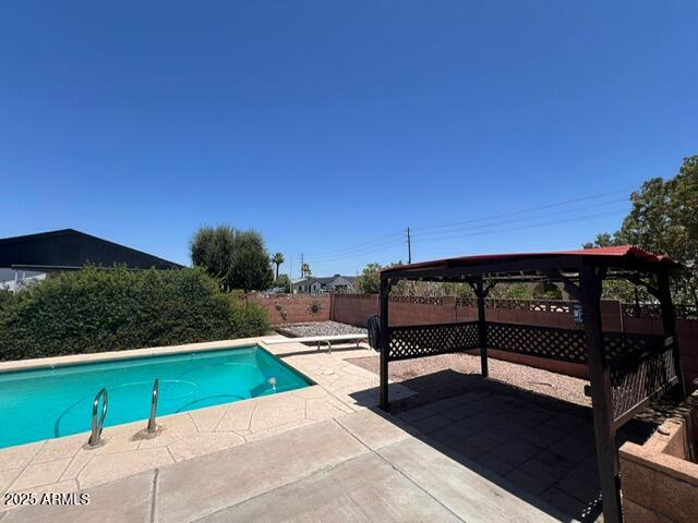 7930 E PALM Lane